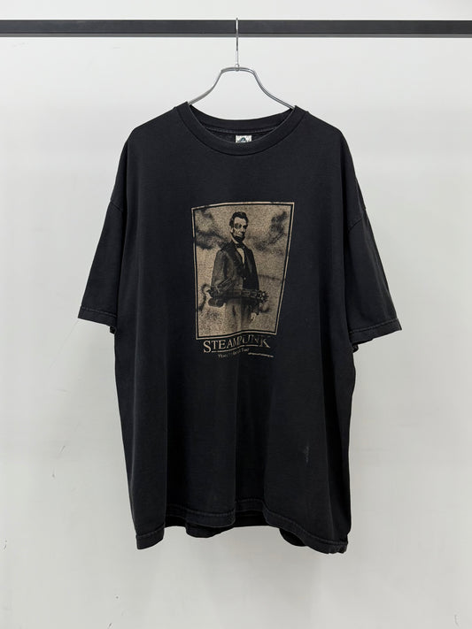 00's Abraham Lincoln t-shirt