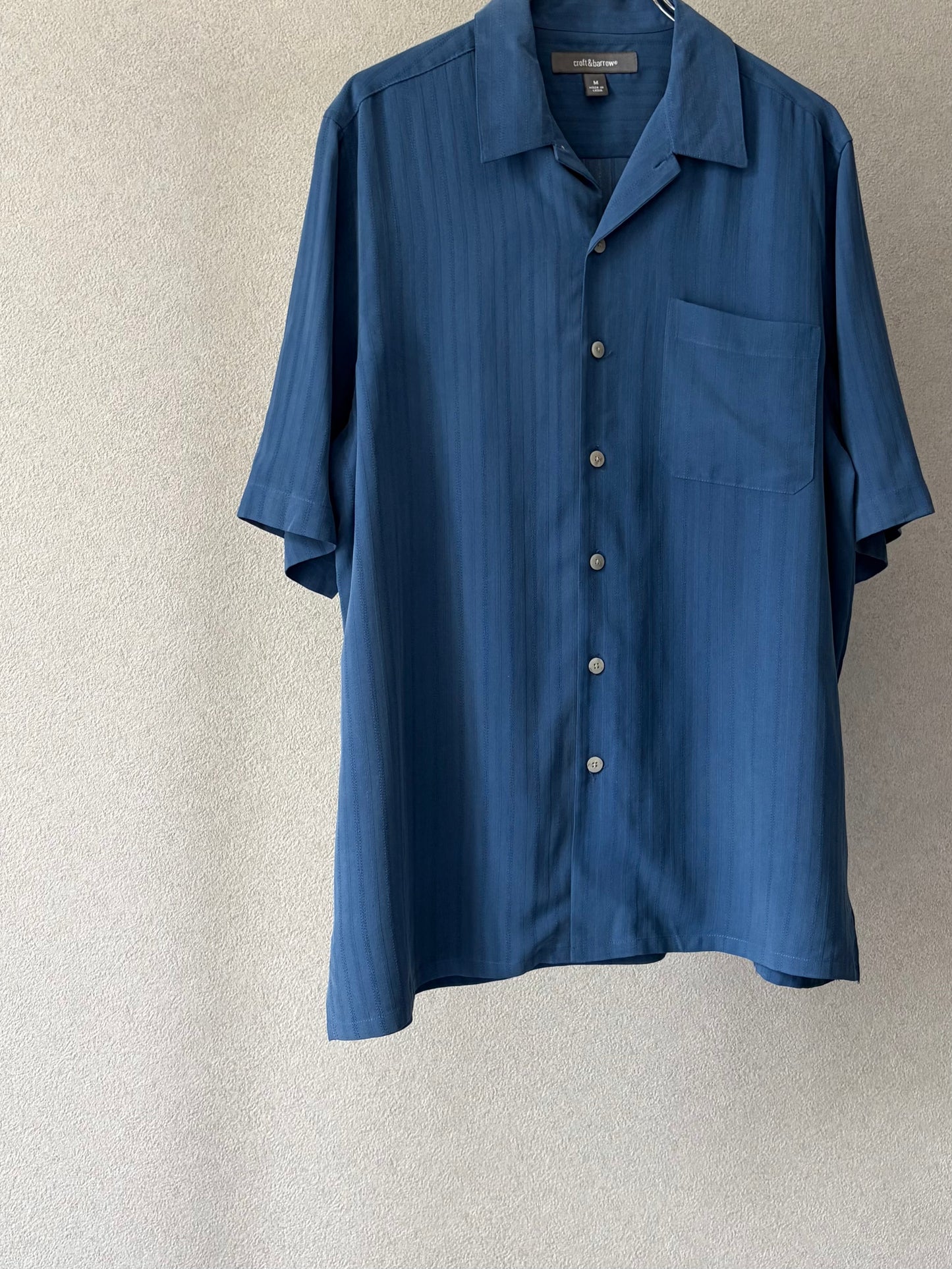 00's croft&barrow open collar silk shirt