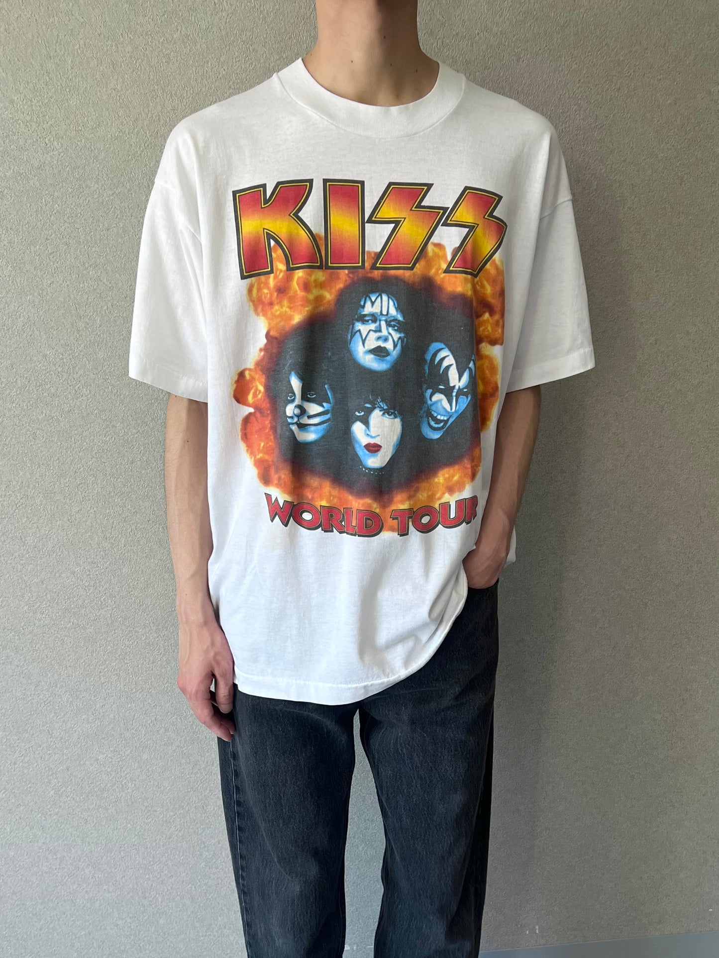 90's KISS music t-shirt