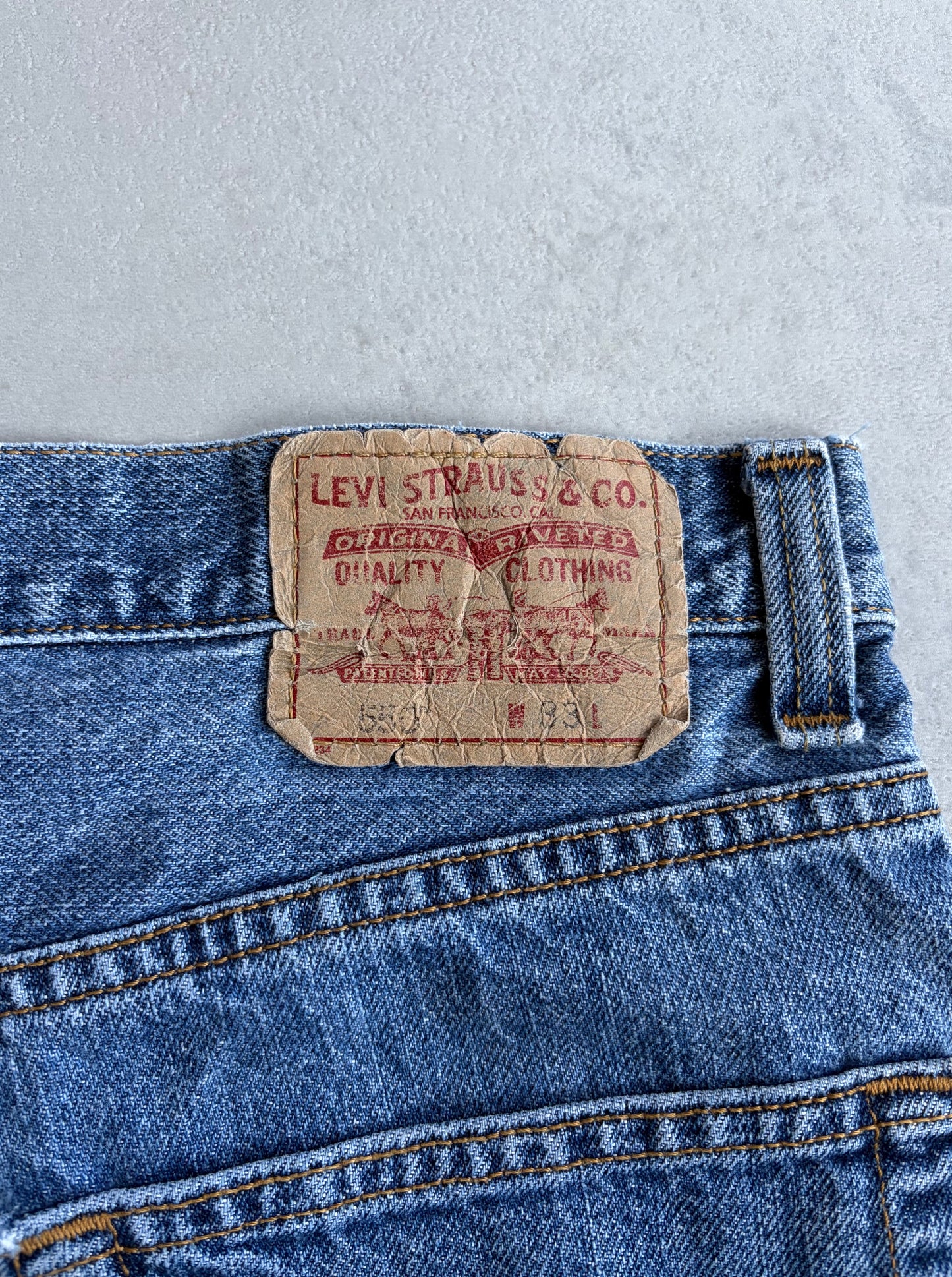 00's Levi's 550 denim shorts