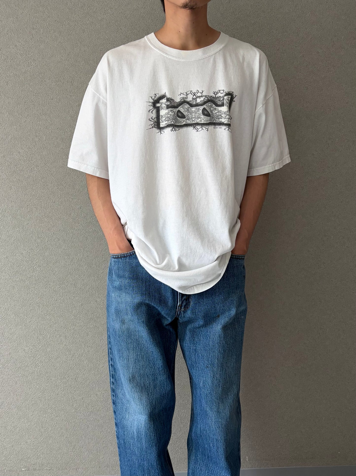 00's TOOL music t-shirt
