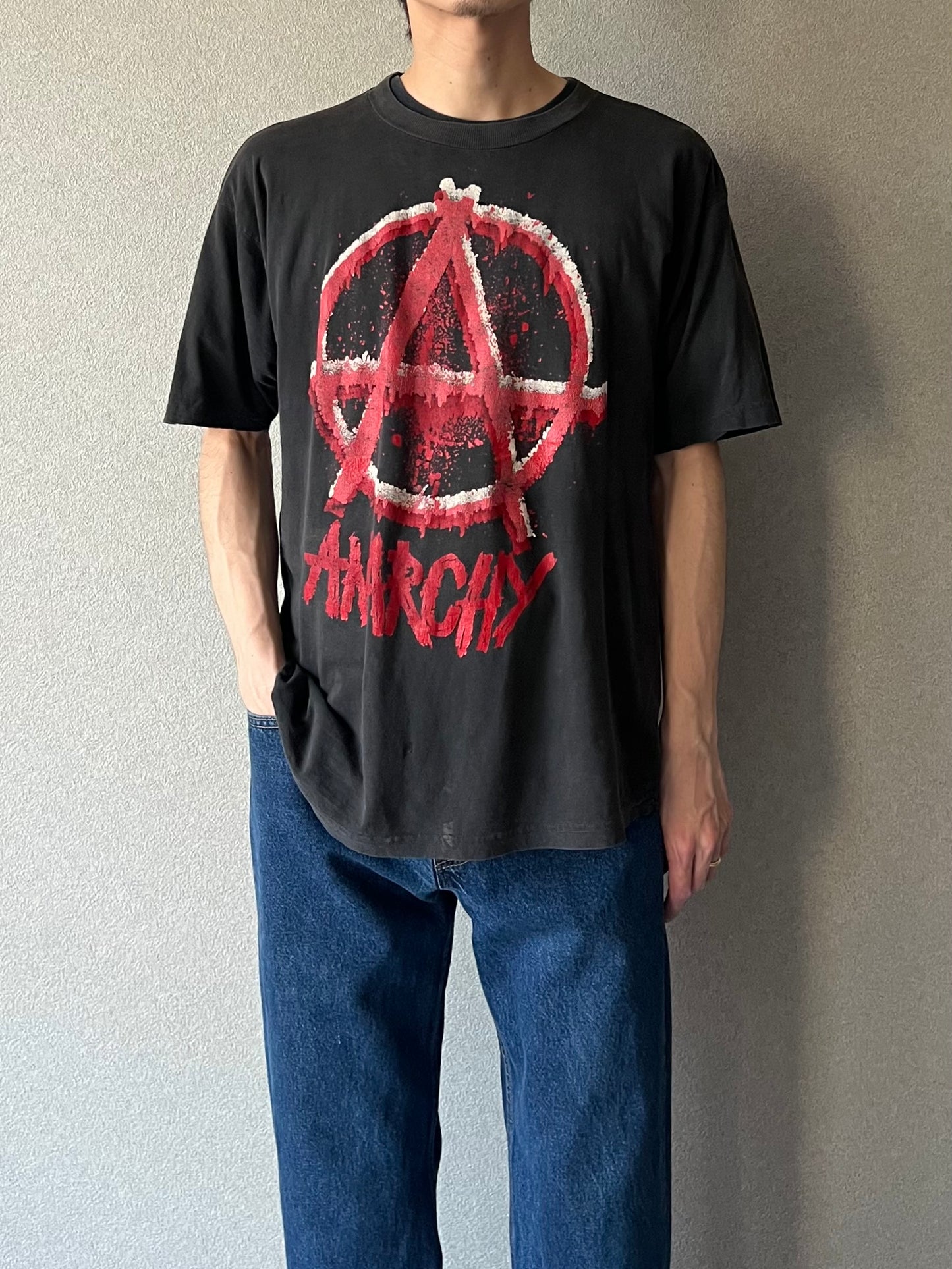 90's Anarchy Symbol print t-shirt