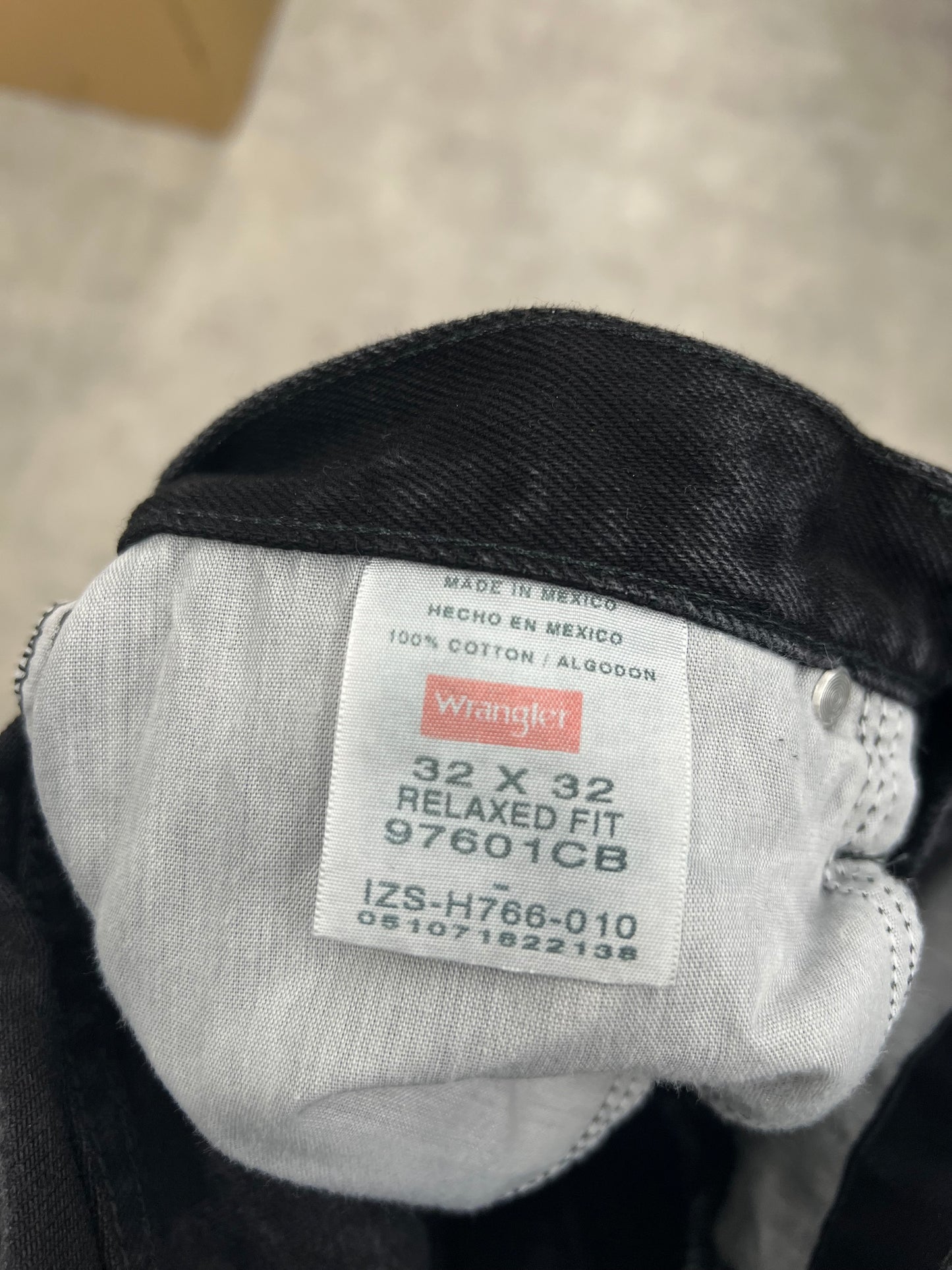 00's Wrangler black denim pants