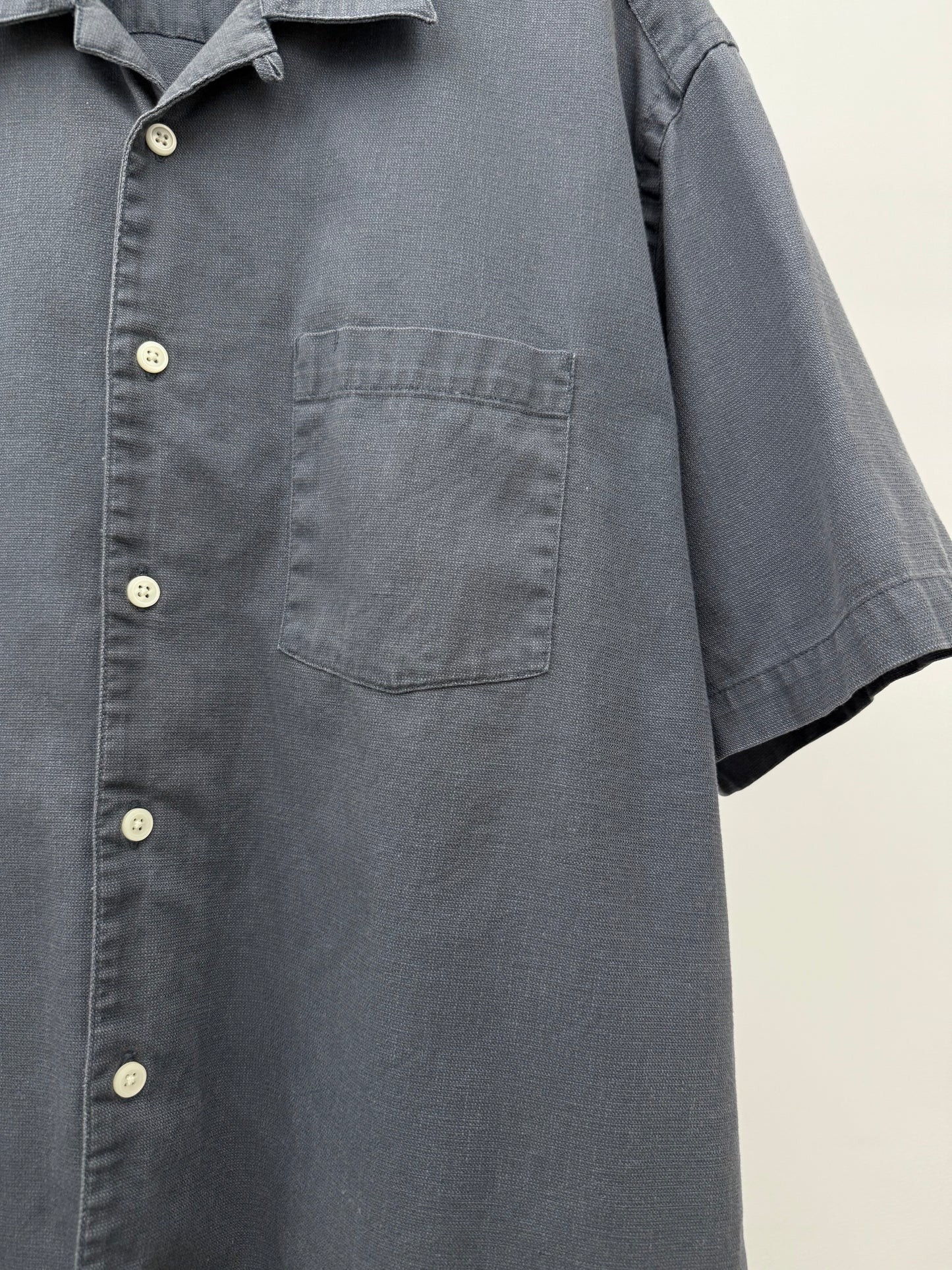 00's GAP open collar shirt