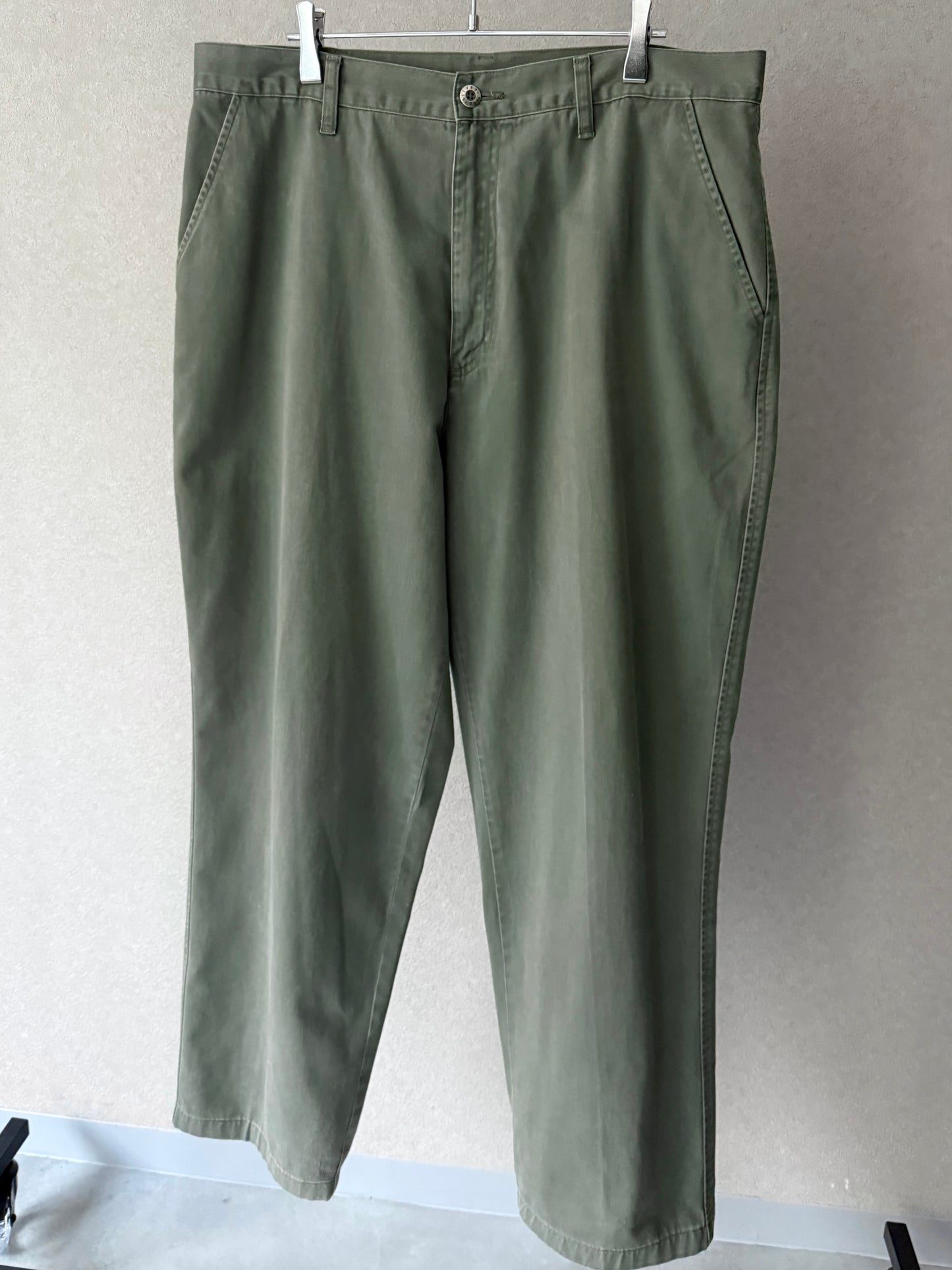 90's Levi's SilverTab chino pants
