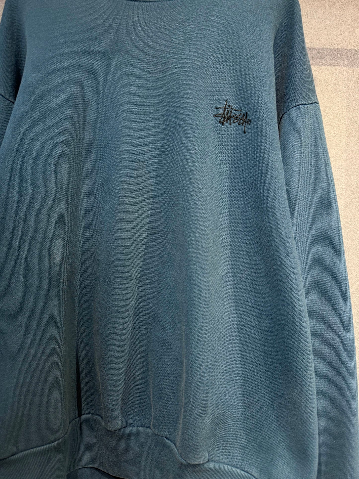 90's stussy sweater