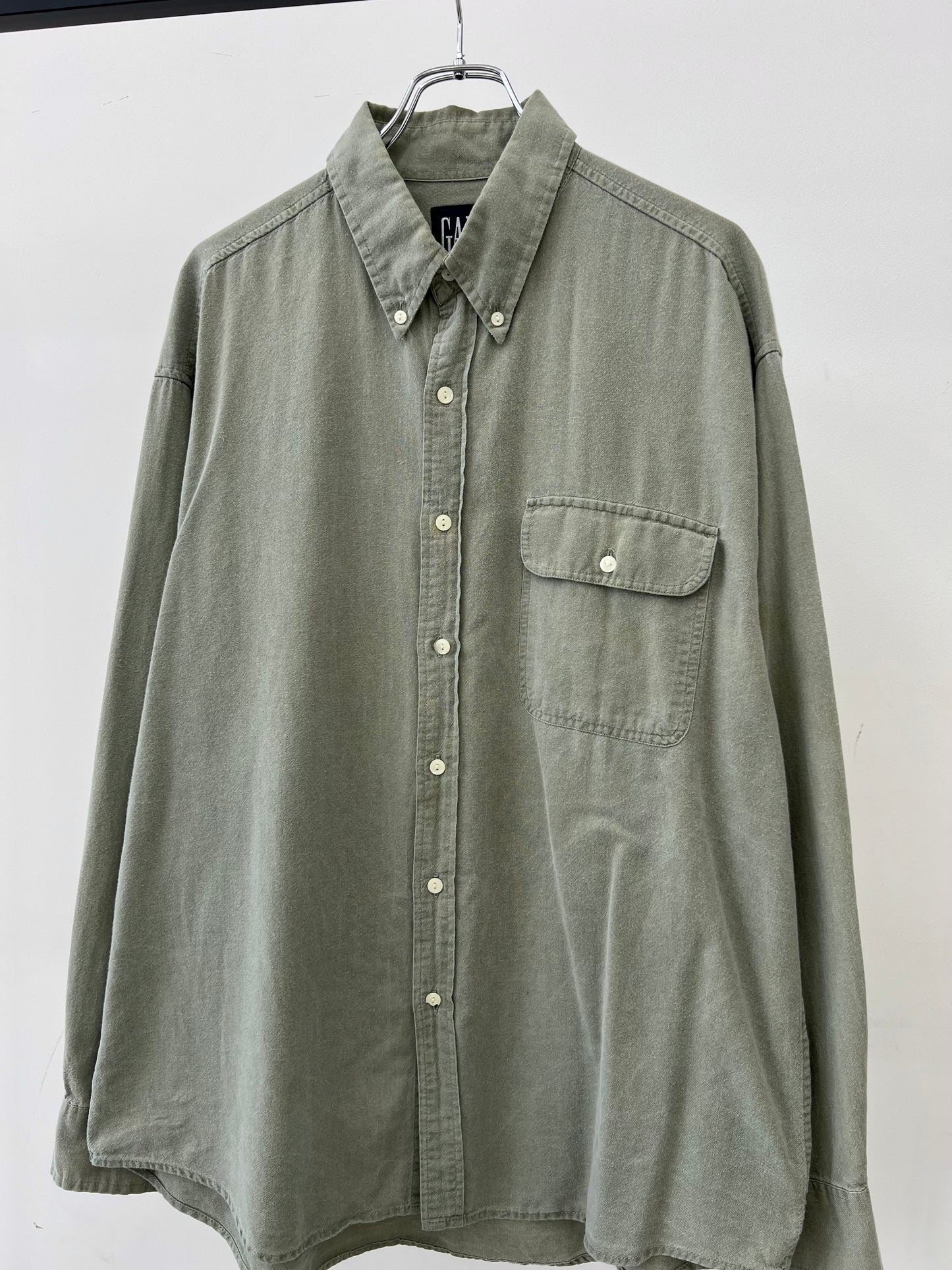 90's GAP BD shirt
