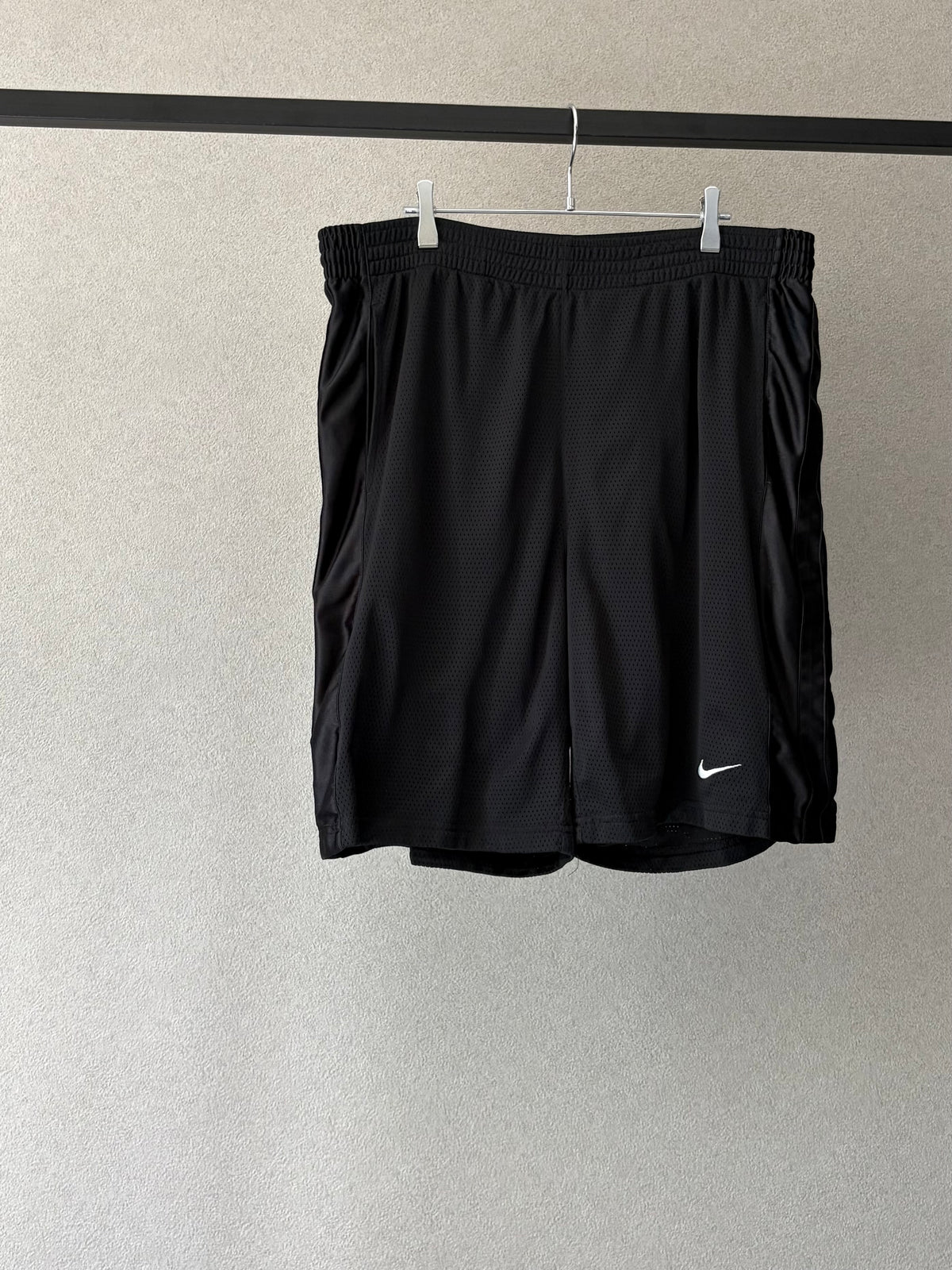 00's NIKE basketball shorts