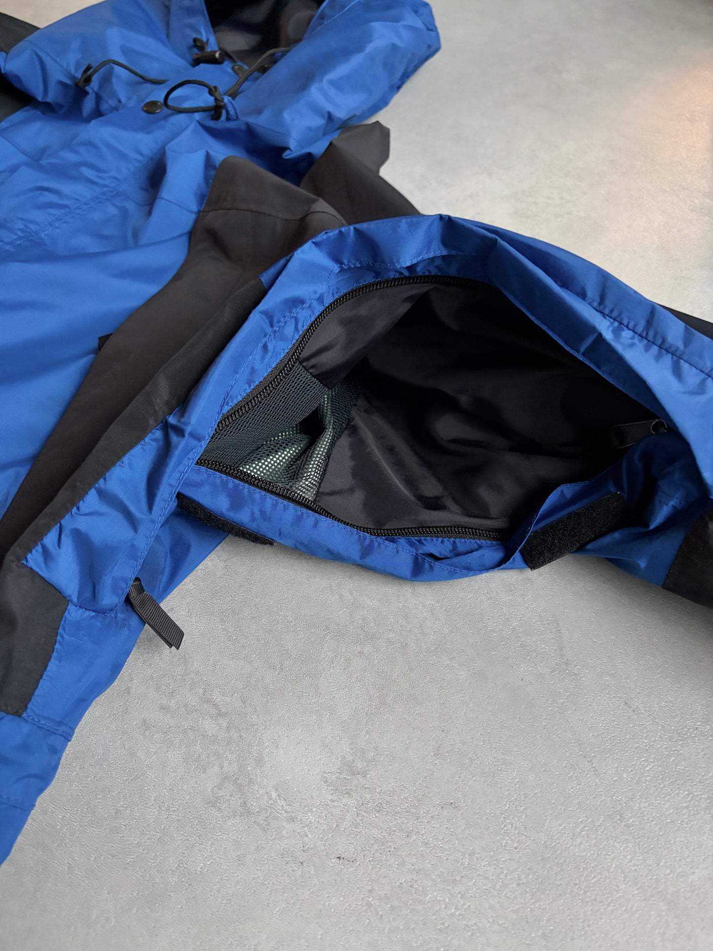 90's THE NORTH FACE GORE-TEX nylon jacket