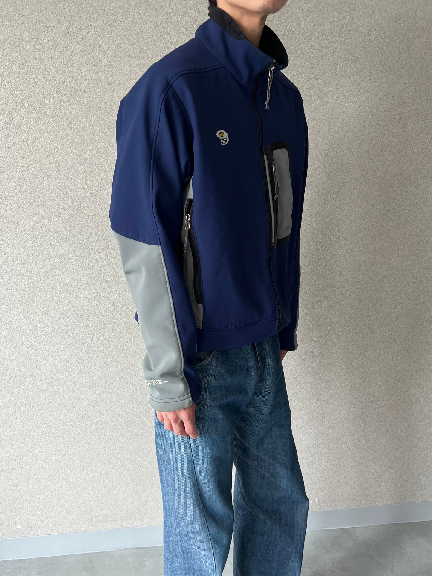 90's MOUNTAIN HARDWEAR softshell jacket "Made in USA"
