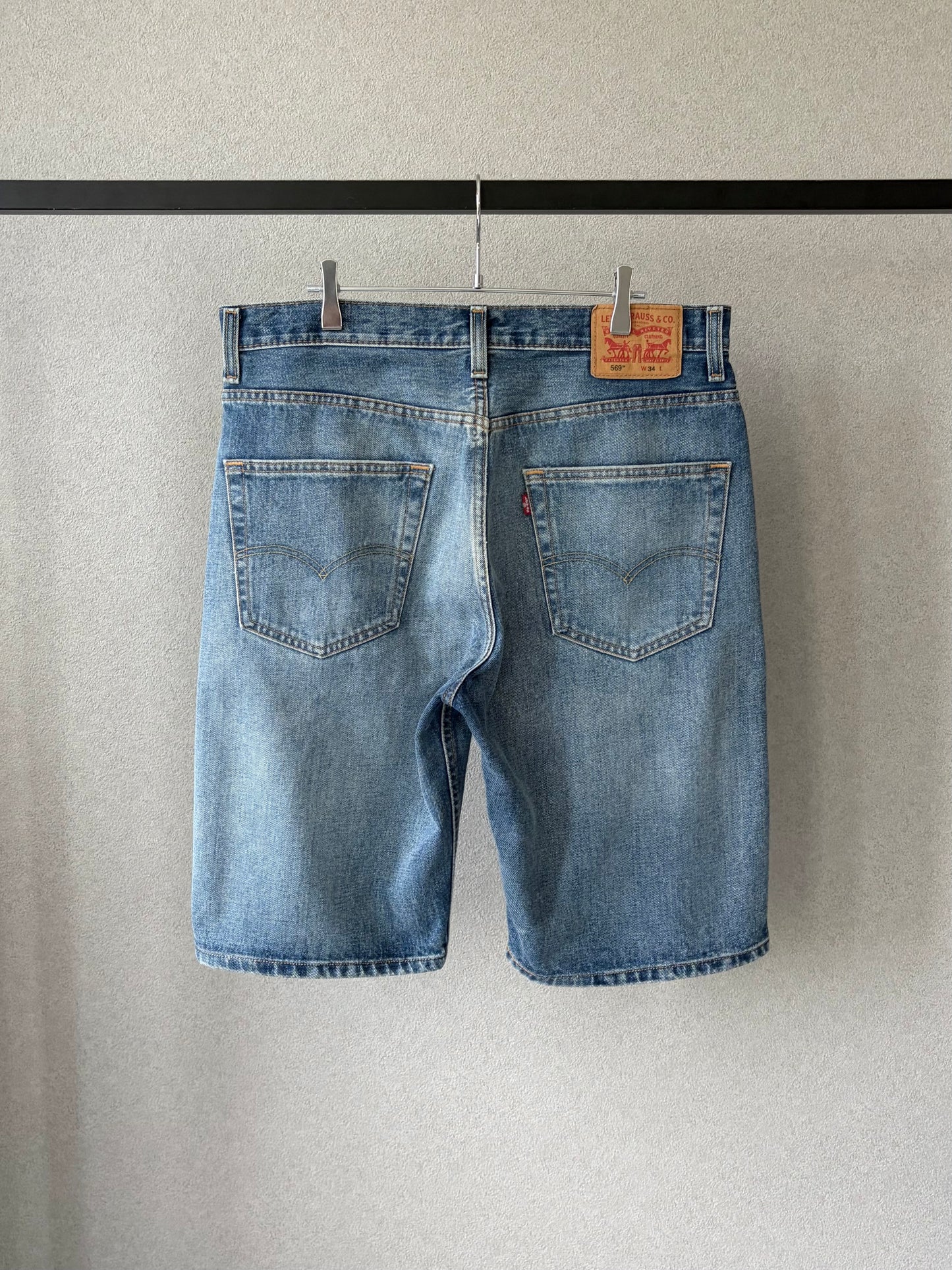 00's Levi's 569 denim shorts
