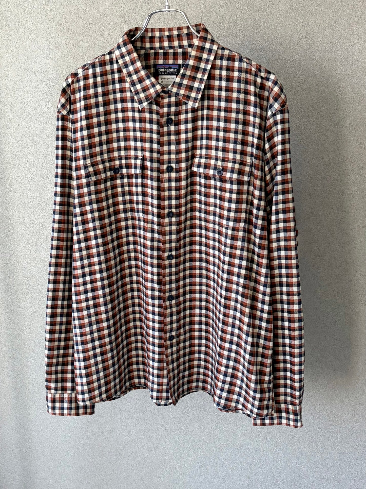00's patagonia shirt