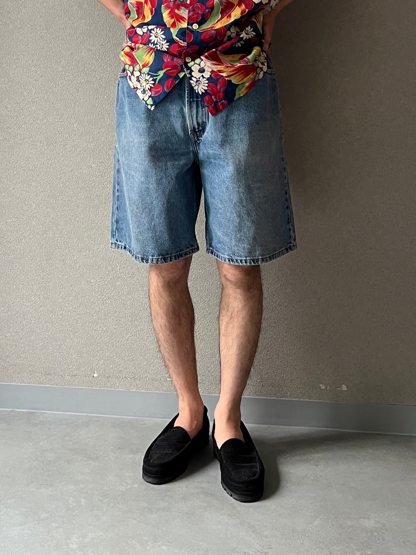 00's Levi's 550 denim shorts