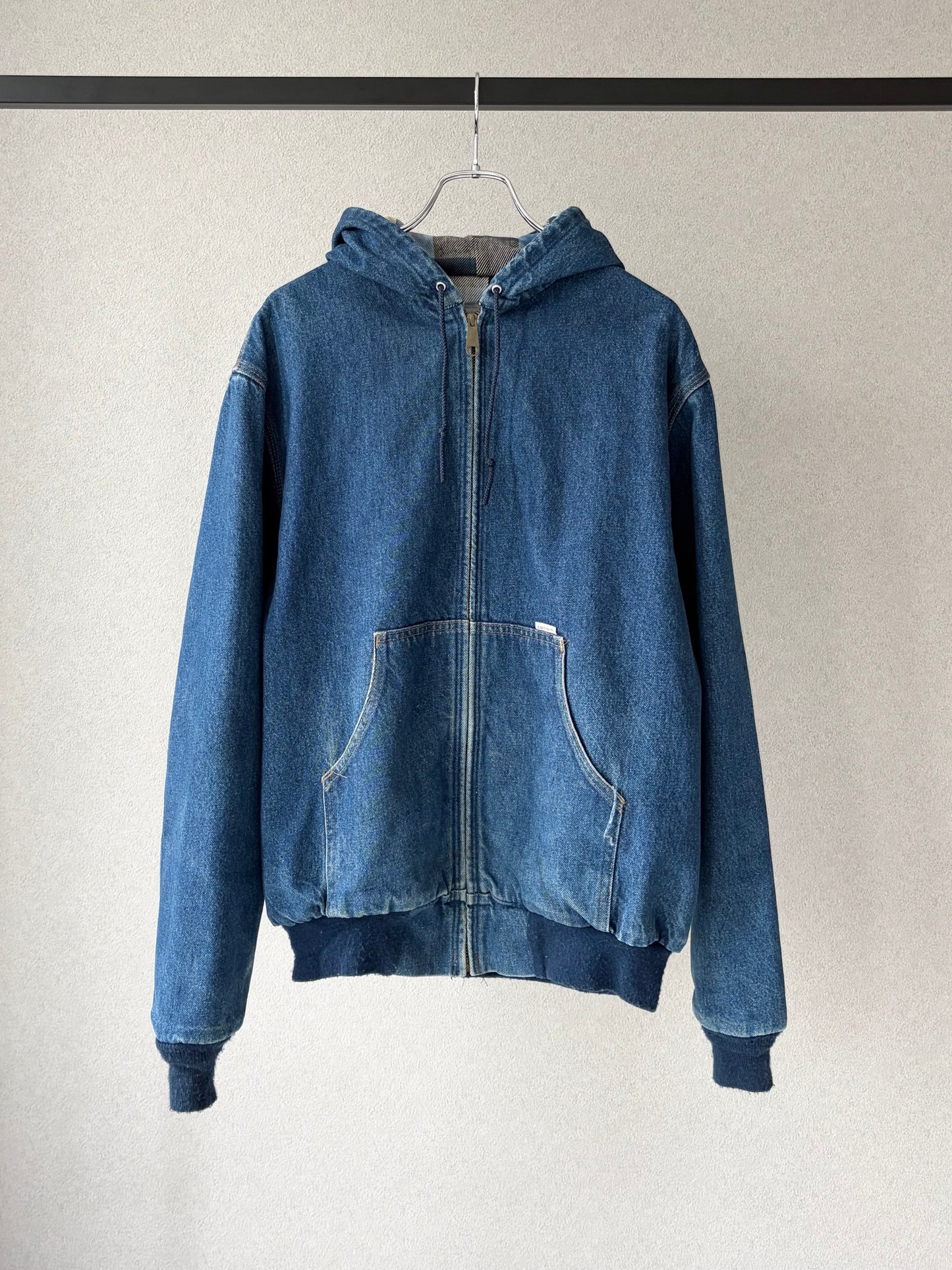 80's carhartt denim work jacket "Made in USA"