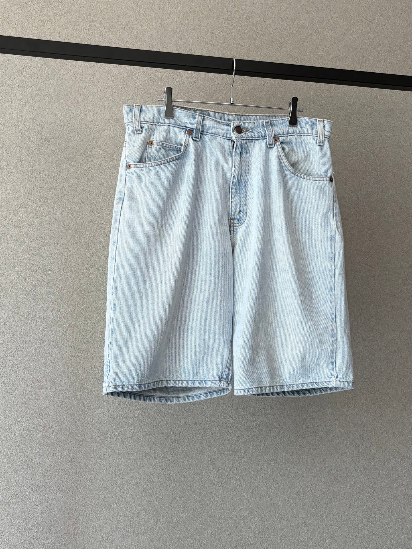 90's Levi's 550 denim shorts