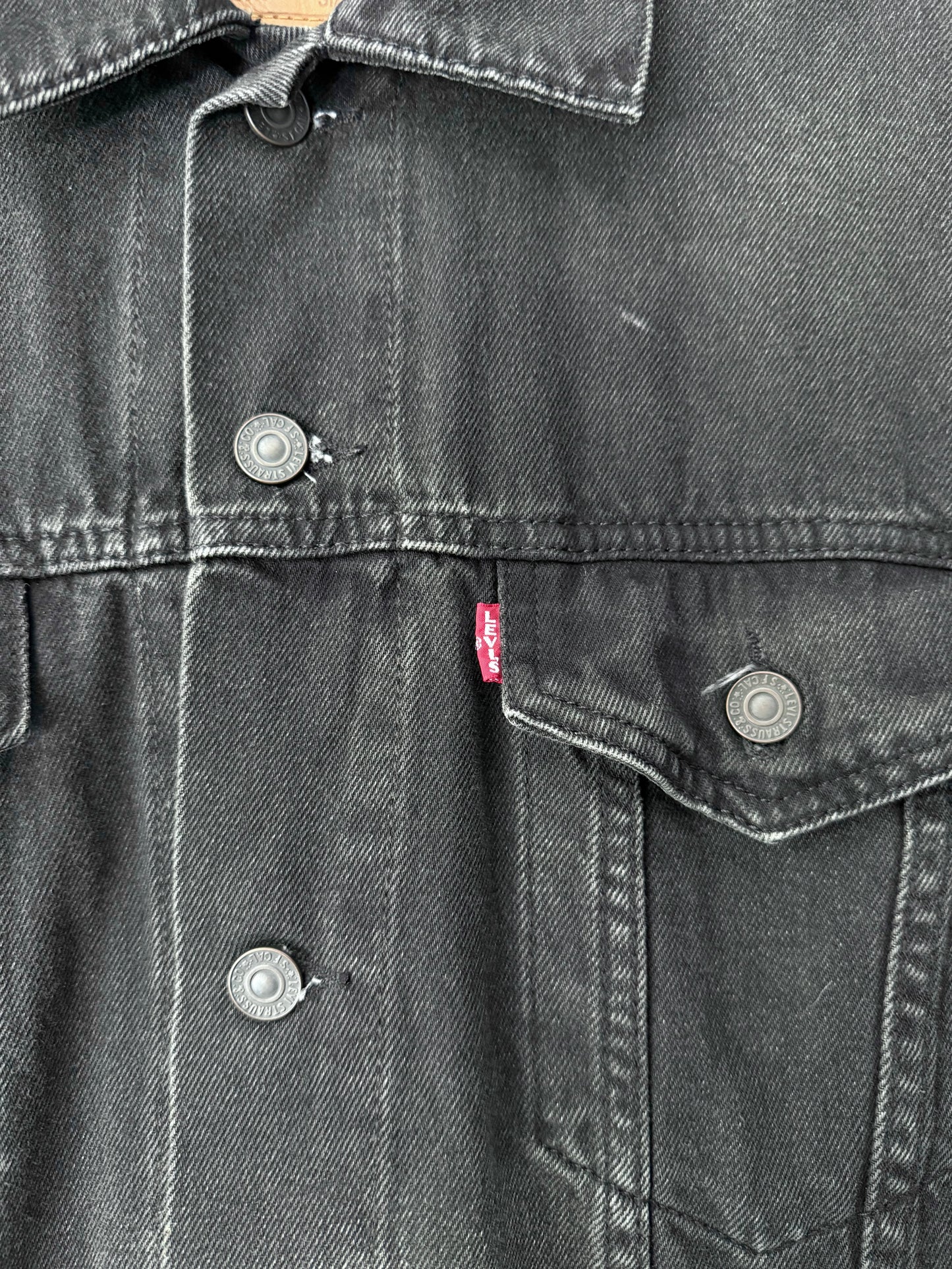00's Levi's denim jacket