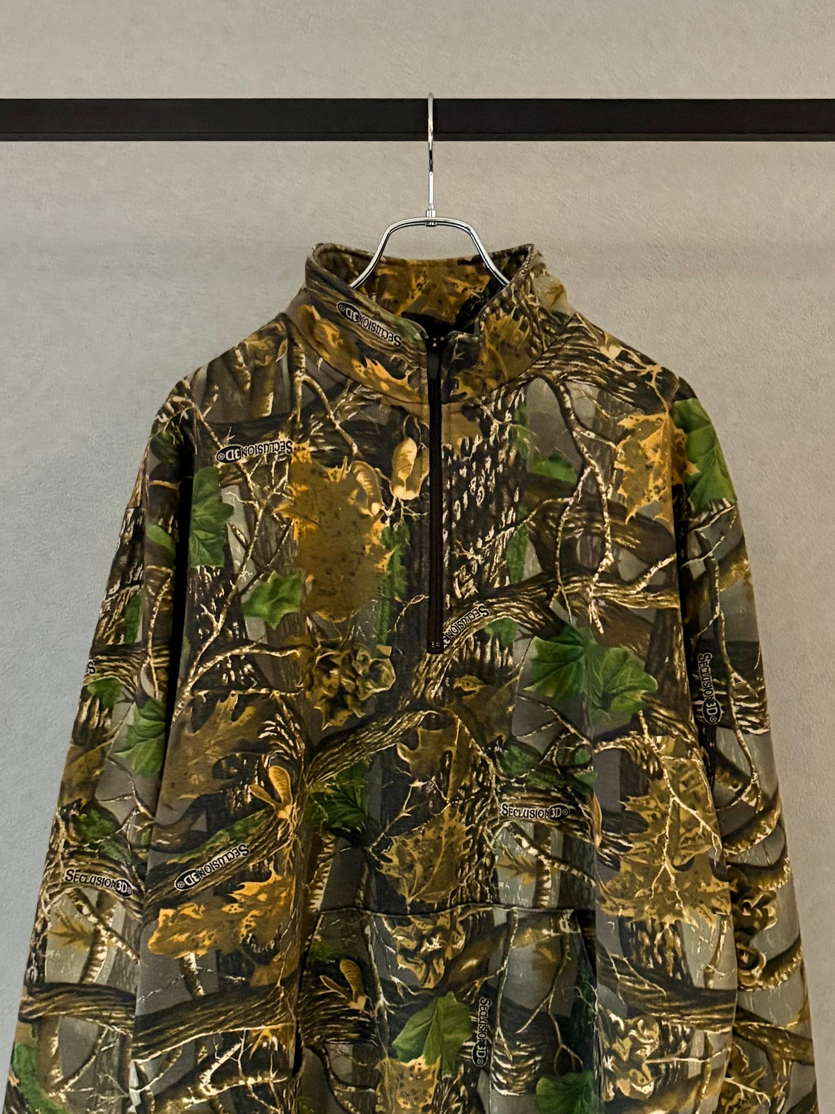 00's Cabela's half zip sweater
