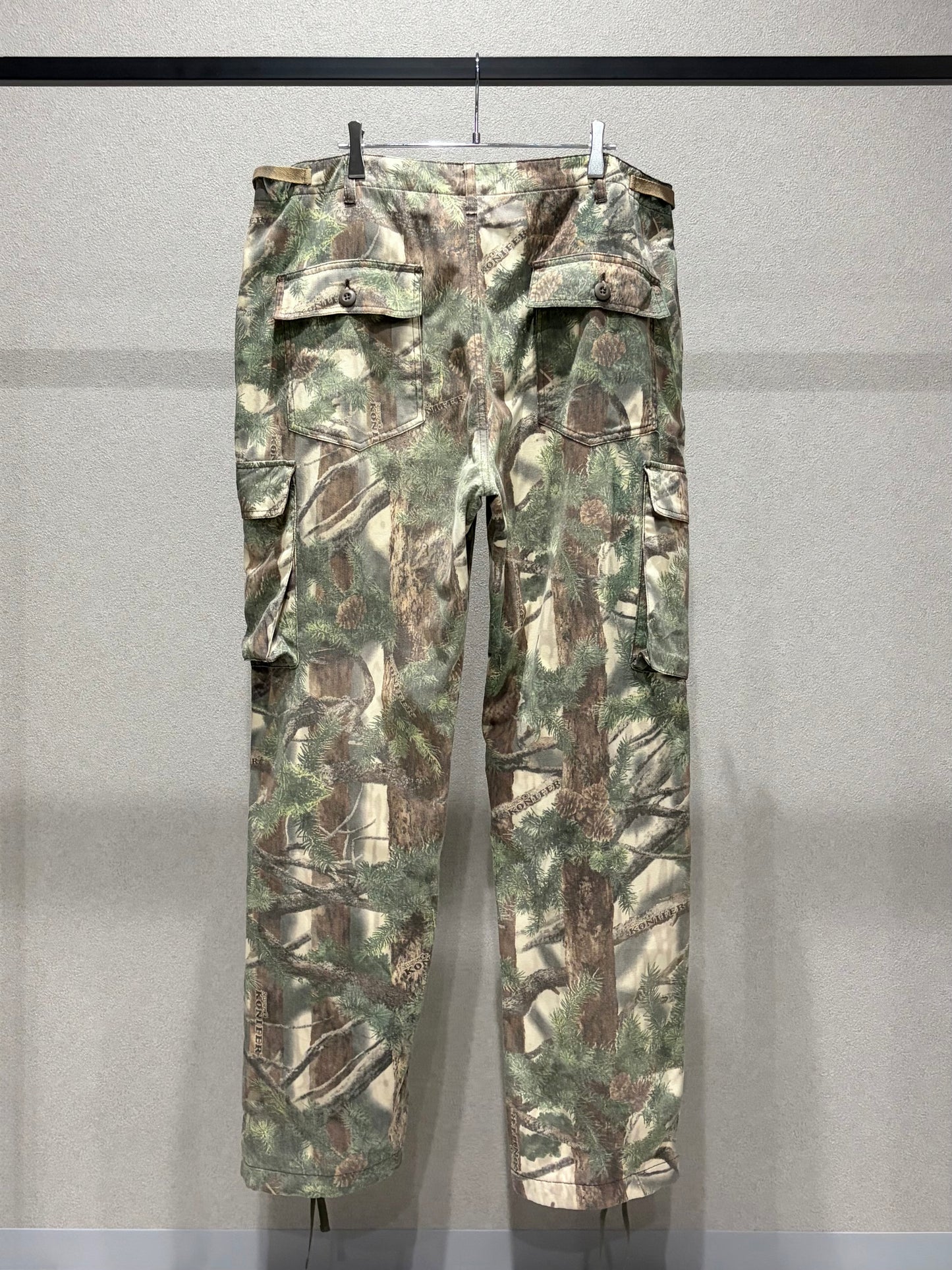90's Cabela’s camouflage cargo pants