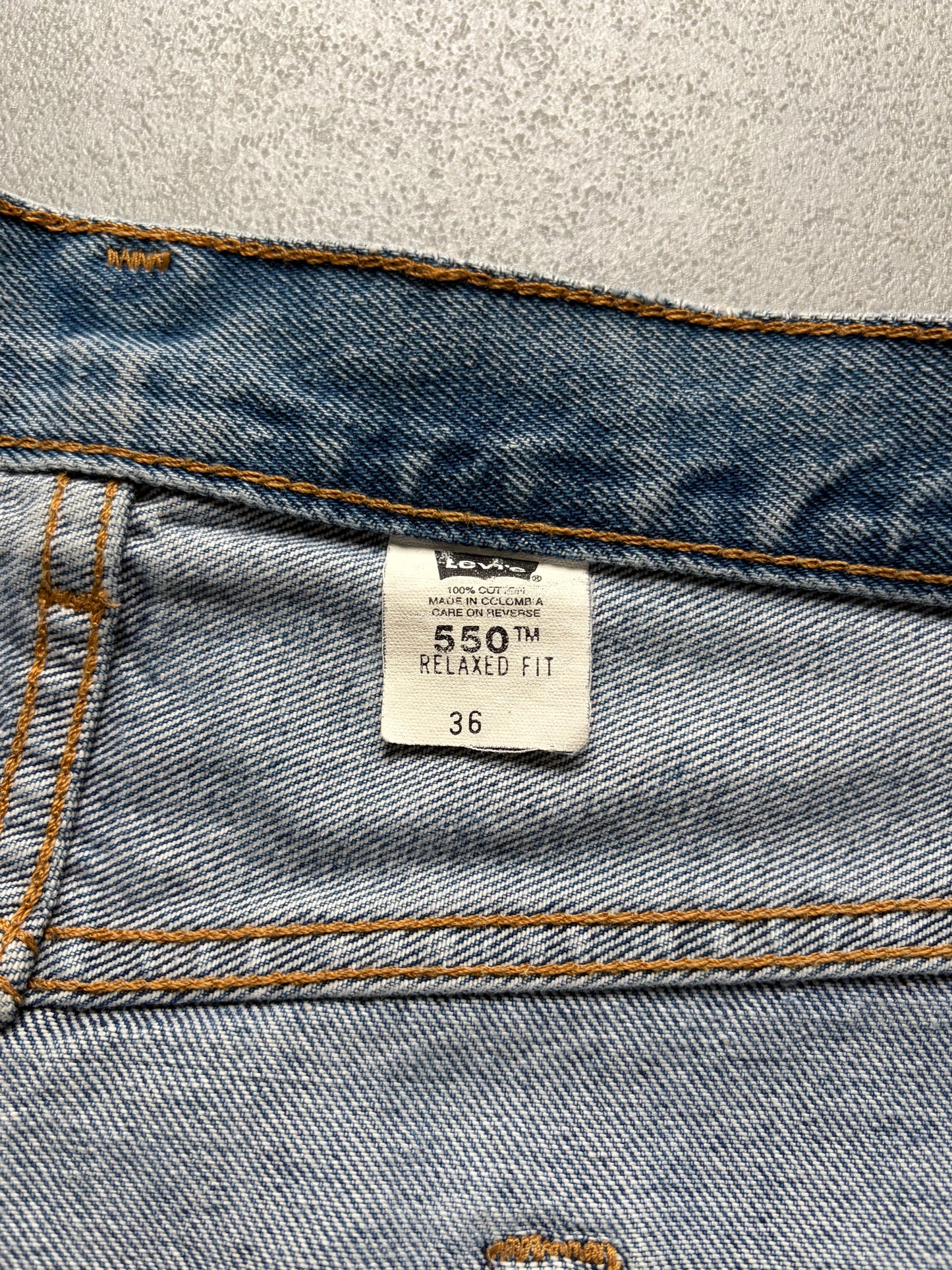 00's Levi's 550 denim shorts