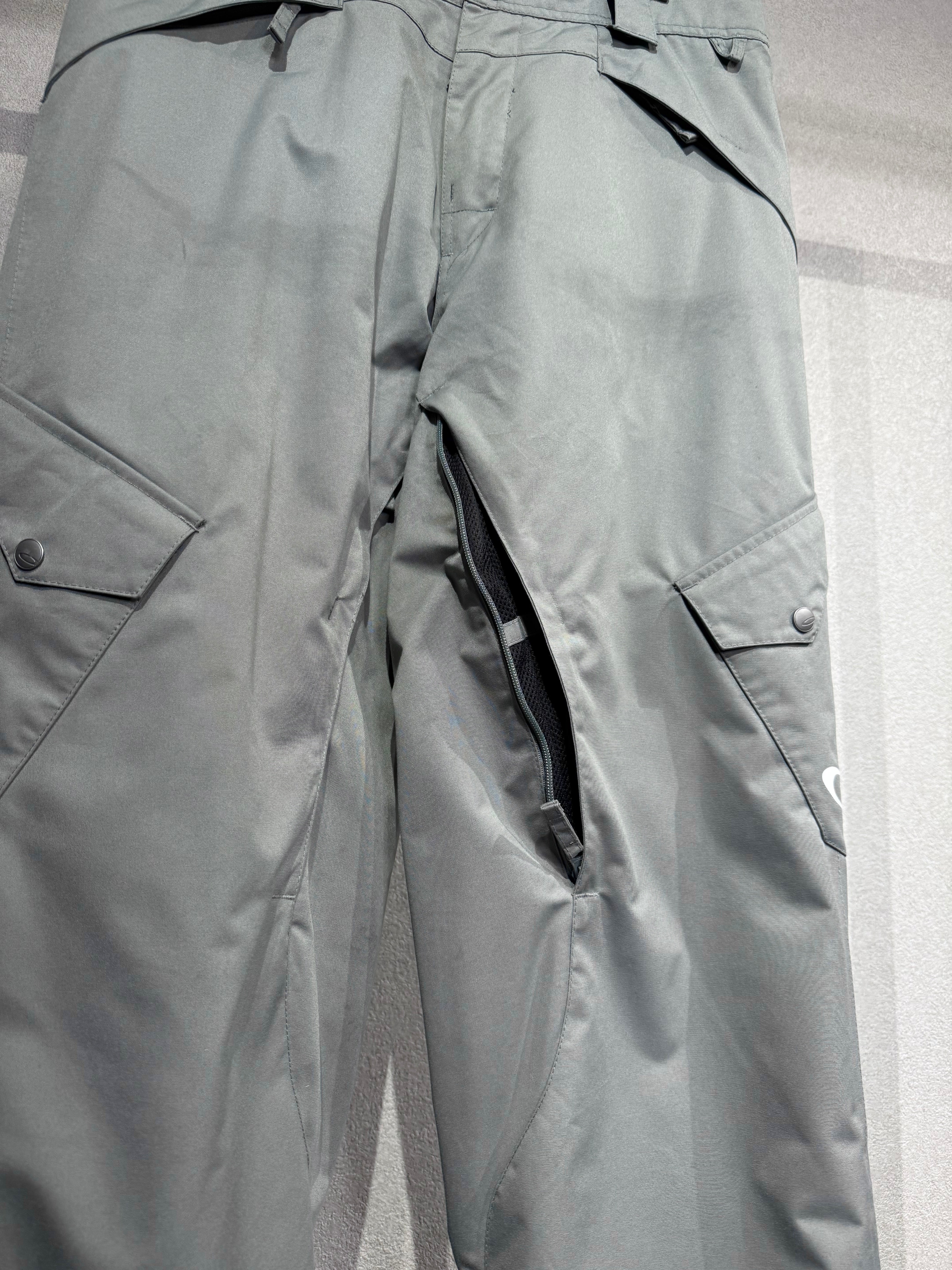 00's OAKLEY nylon pants – HARU CLOTHING STORE