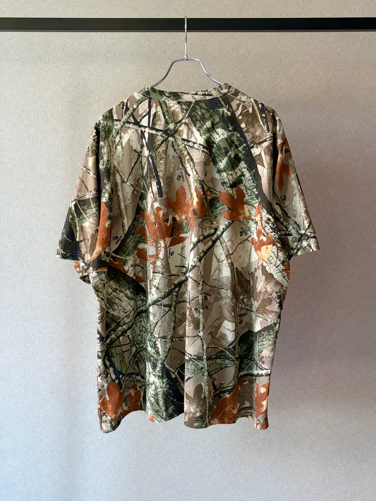 00's Outfitters Ridge real tree t-shirt