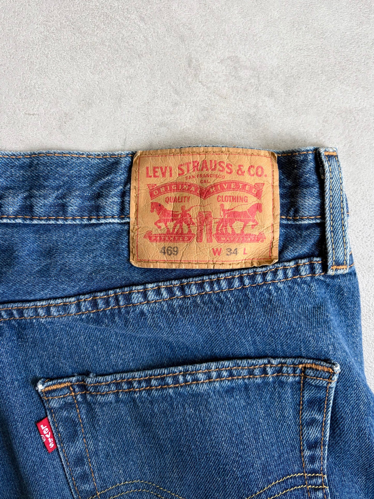 00's Levi's 469 denim shorts