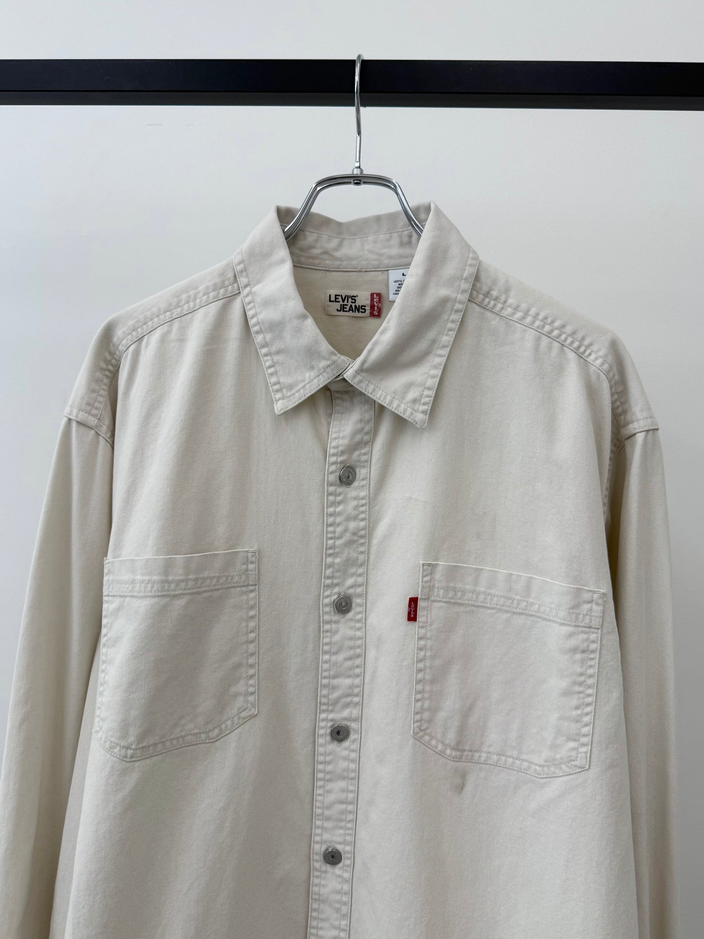 00's Levi's denim shirt