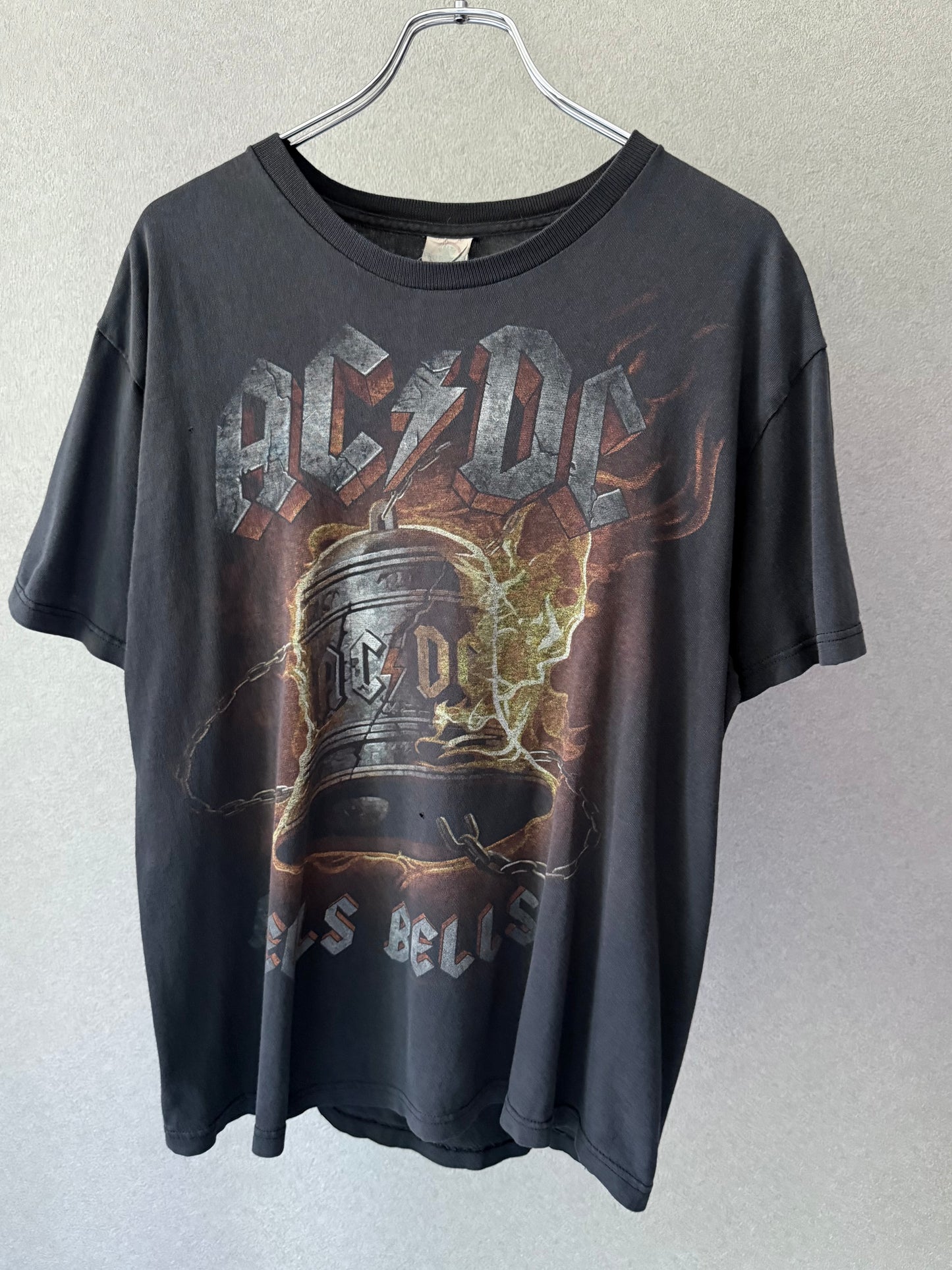 00's AC/DC music t-shirt "HELLS BELL"