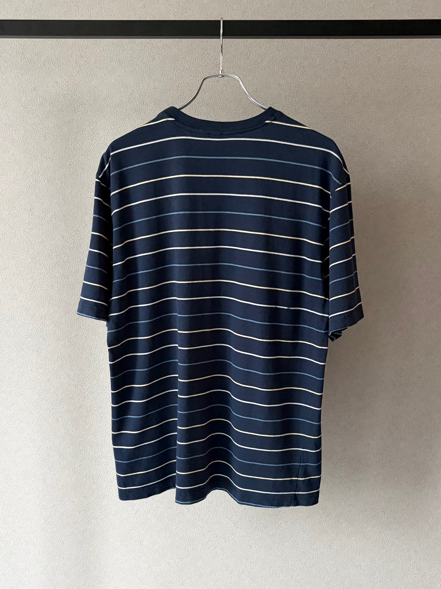 00's UNKNOWN border t-shirt
