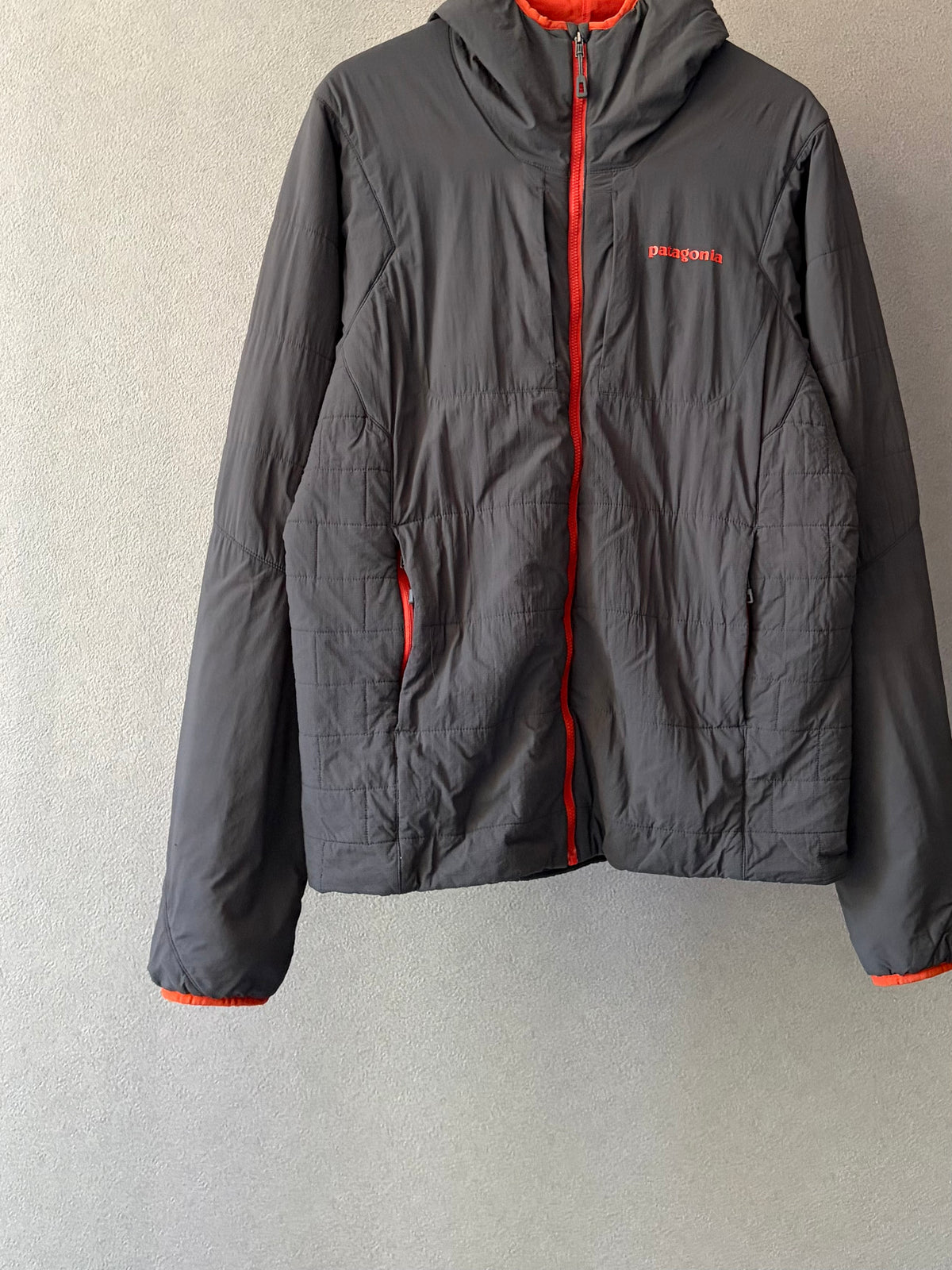 10's patagonia insulation jacket