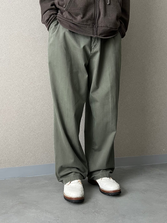 90's Levi's SilverTab chino pants