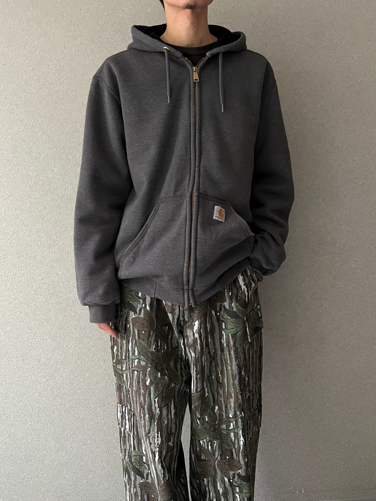 00's carhartt thermal lining zip up sweat hoodie