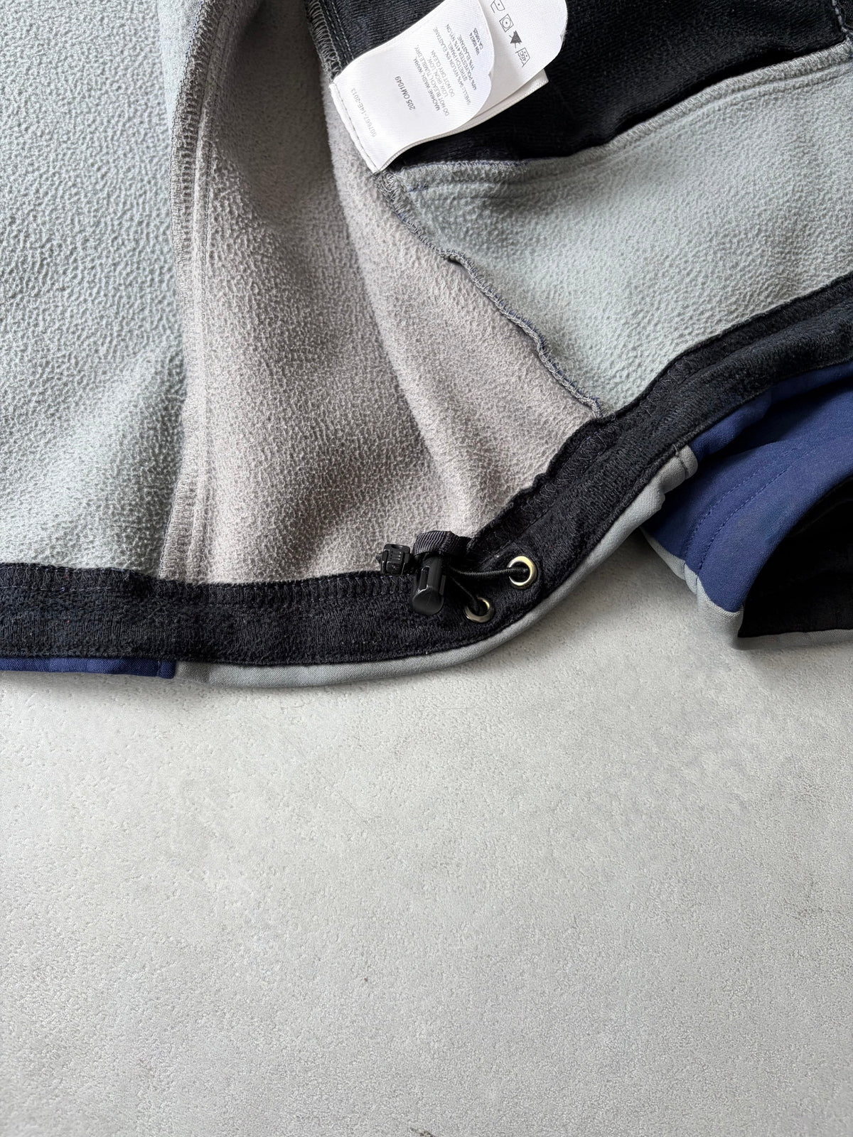 90's MOUNTAIN HARDWEAR softshell jacket "Made in USA"