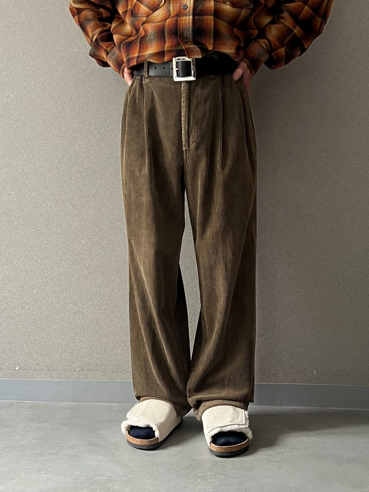 00's BANANA REPUBLIC corduroy pants