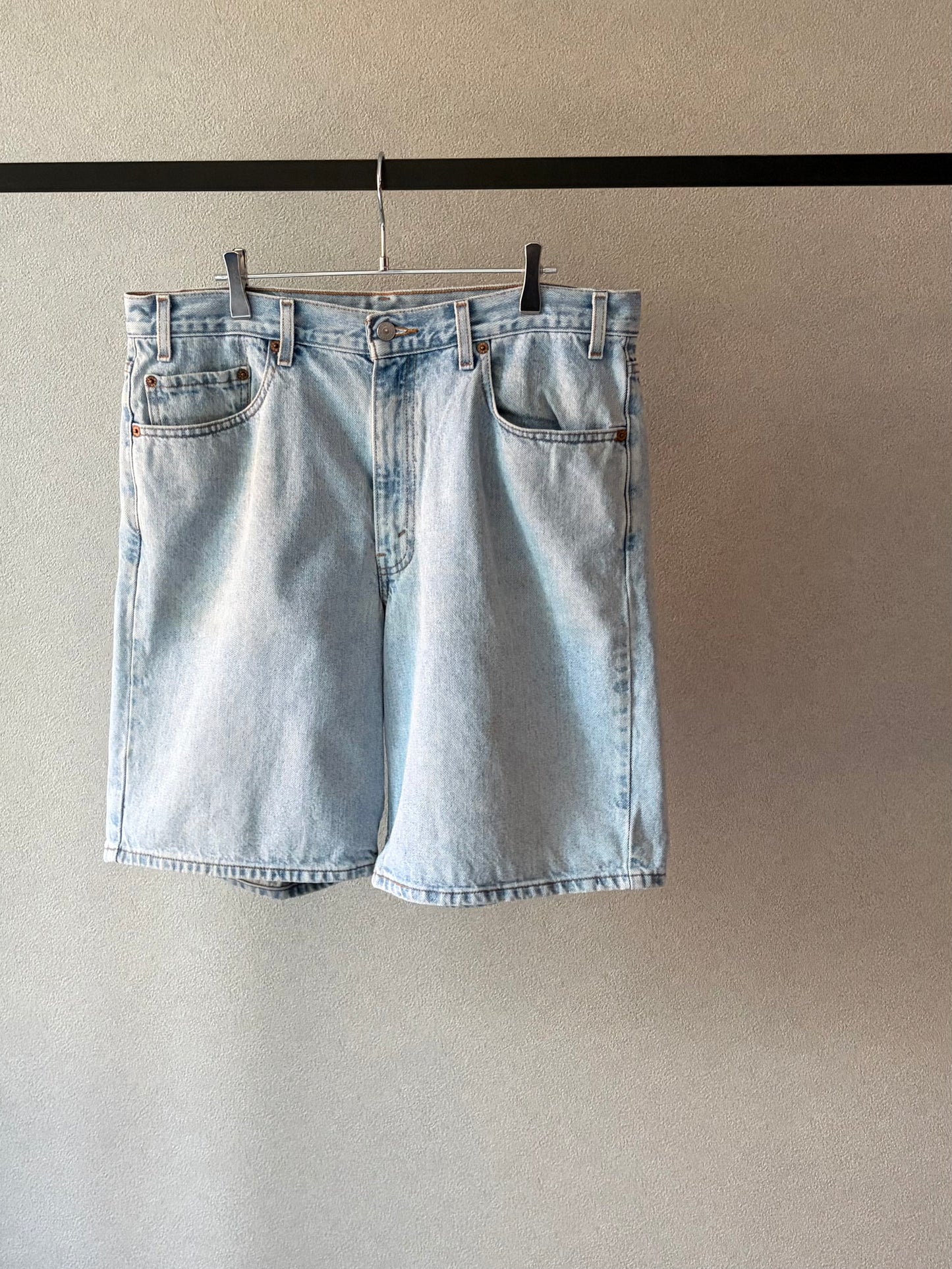 00's Levi’s 550 denim shorts "Made in MEXICO"