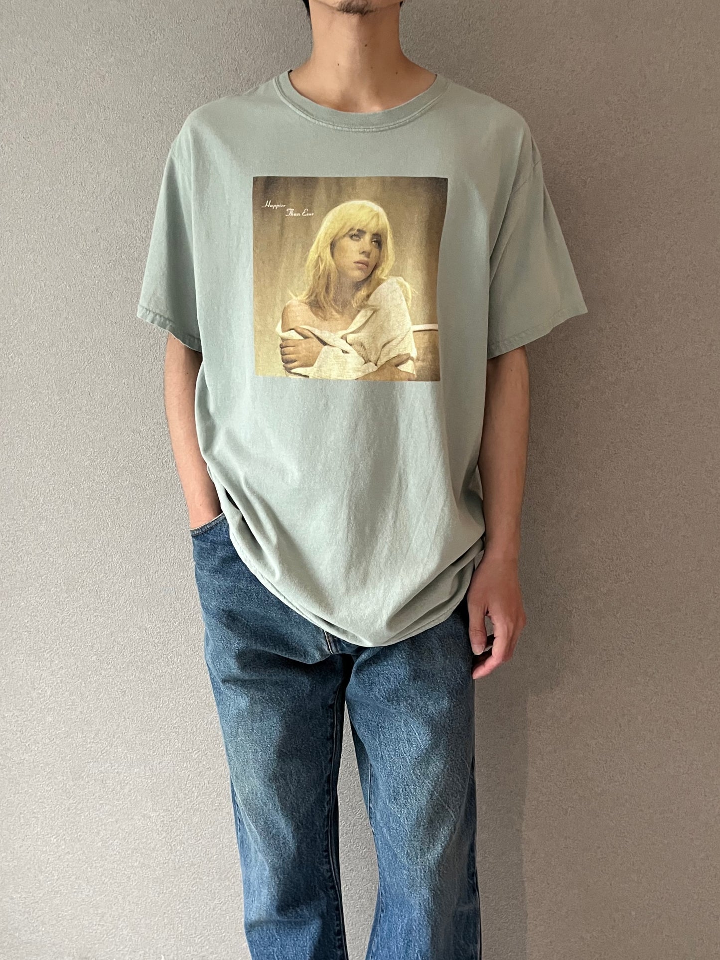 20's Billie Eilish music t-shirt