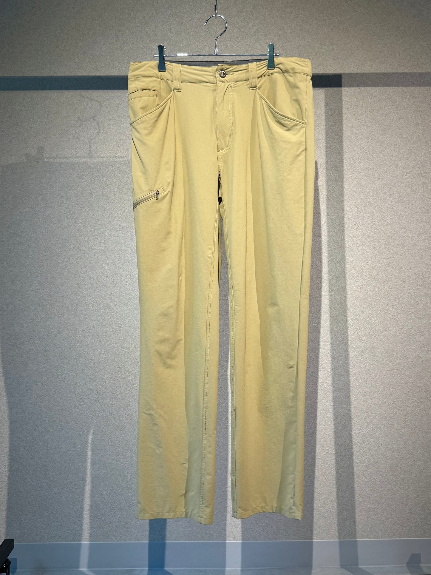 00's patagonia nylon pants
