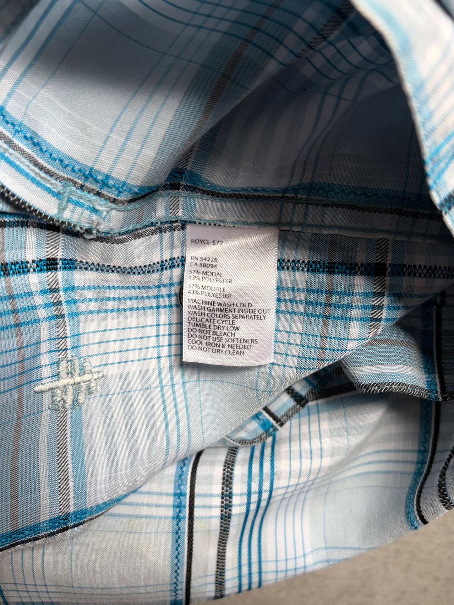 00's ROYAL ROBBINS rayon shirt