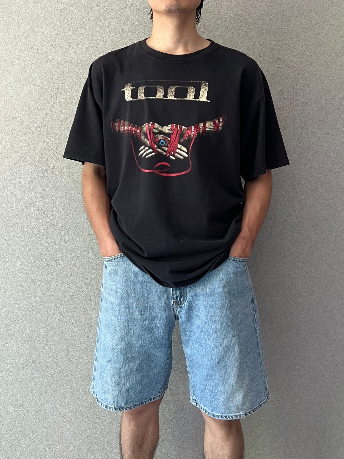 00's TOOL music t-shirt