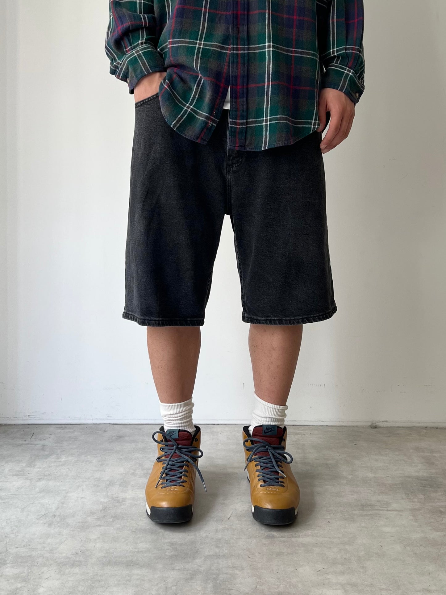 00's Wrangler denim shorts