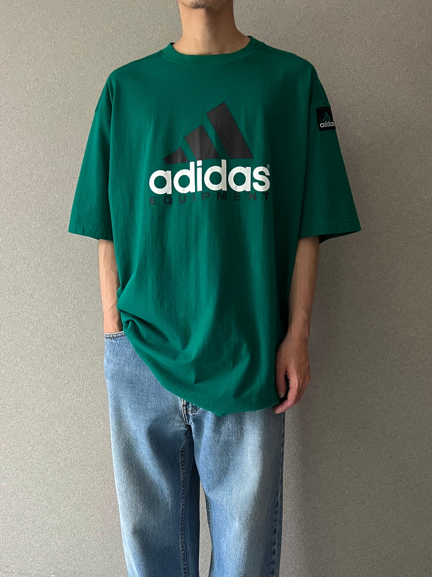 90's adidas Equipment print t-shirt