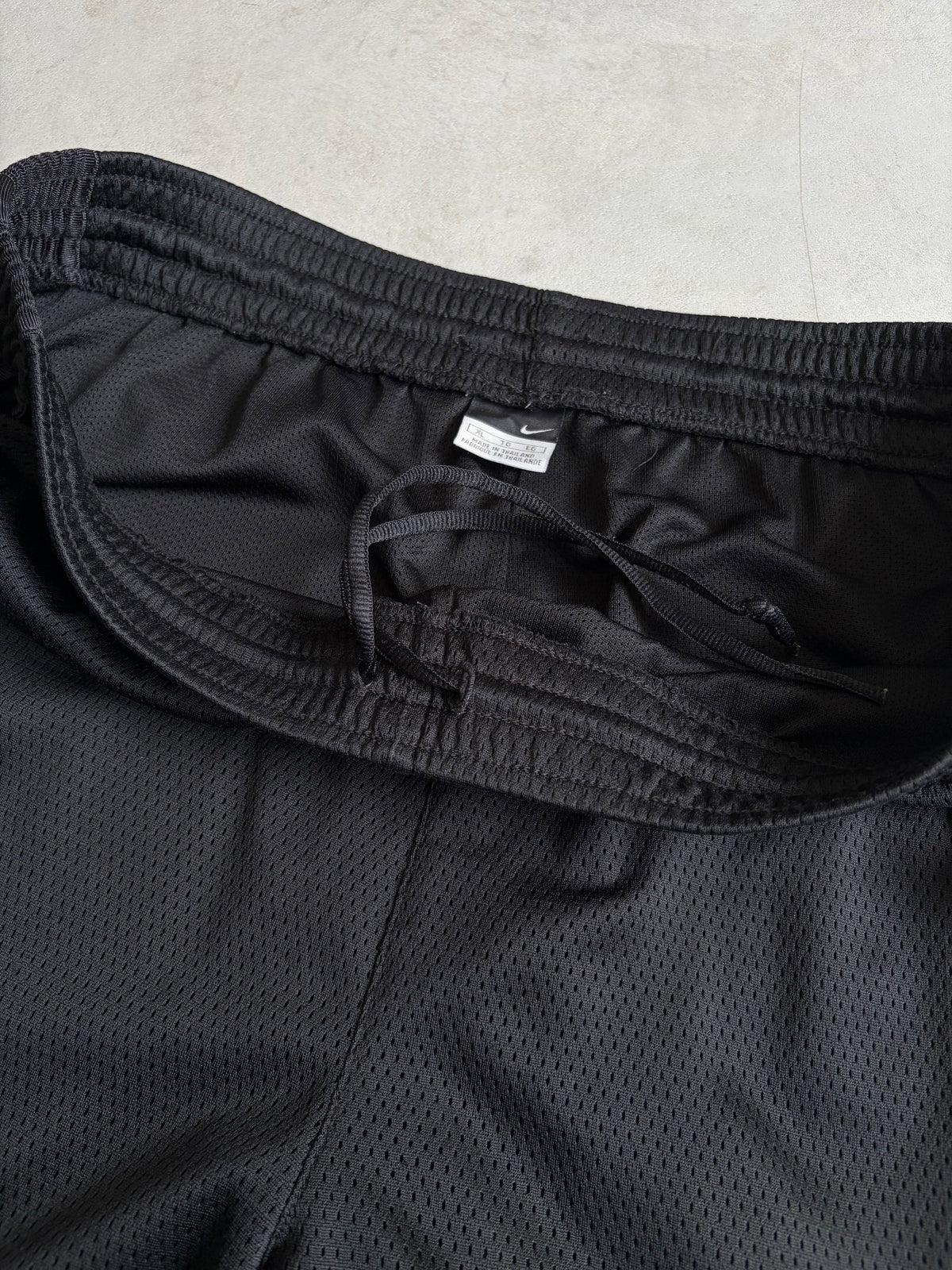 00's NIKE basketball shorts