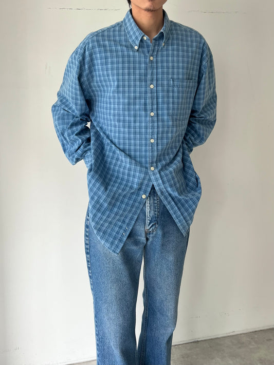 00's GAP BD shirt
