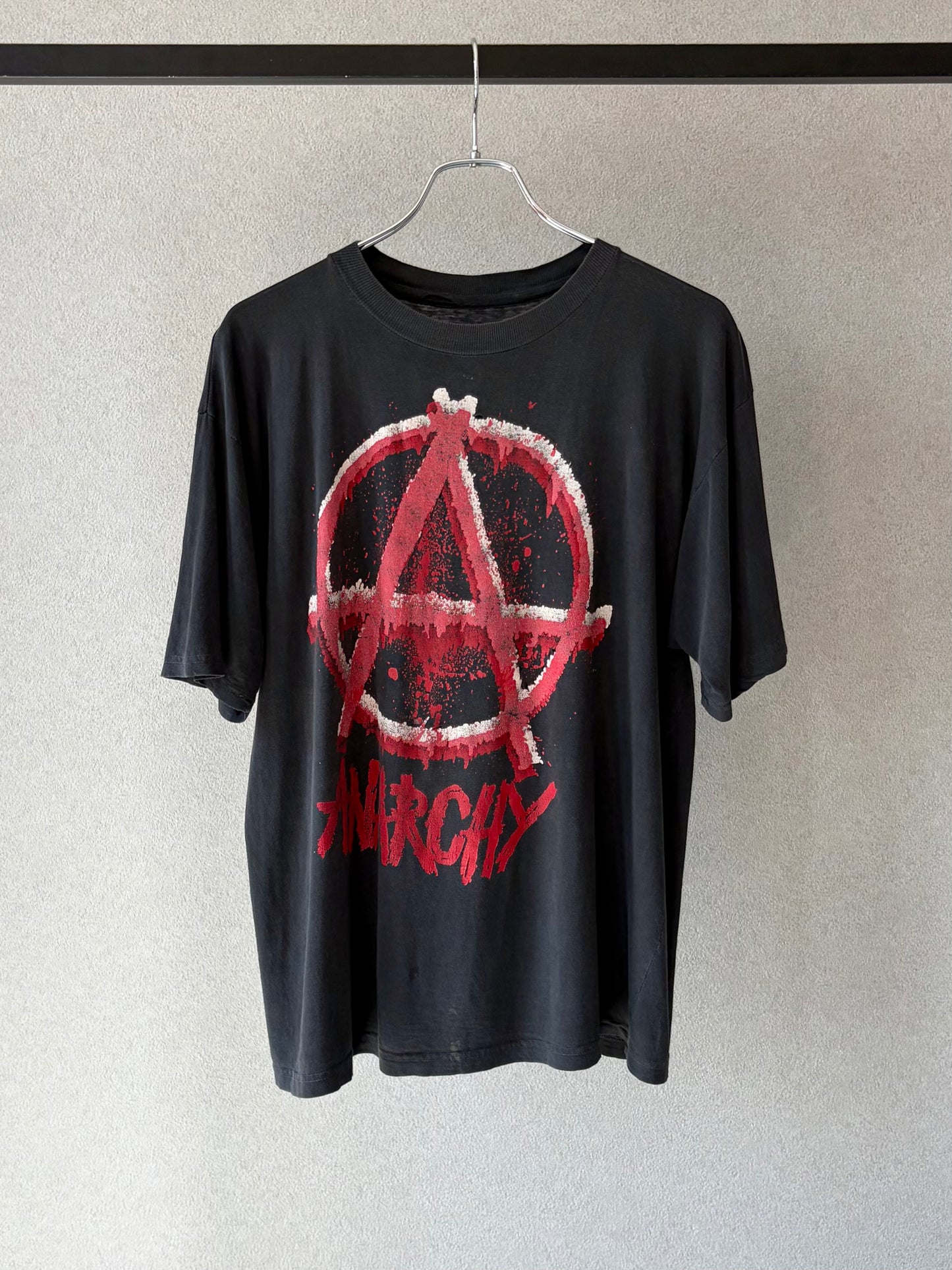 90's Anarchy Symbol print t-shirt