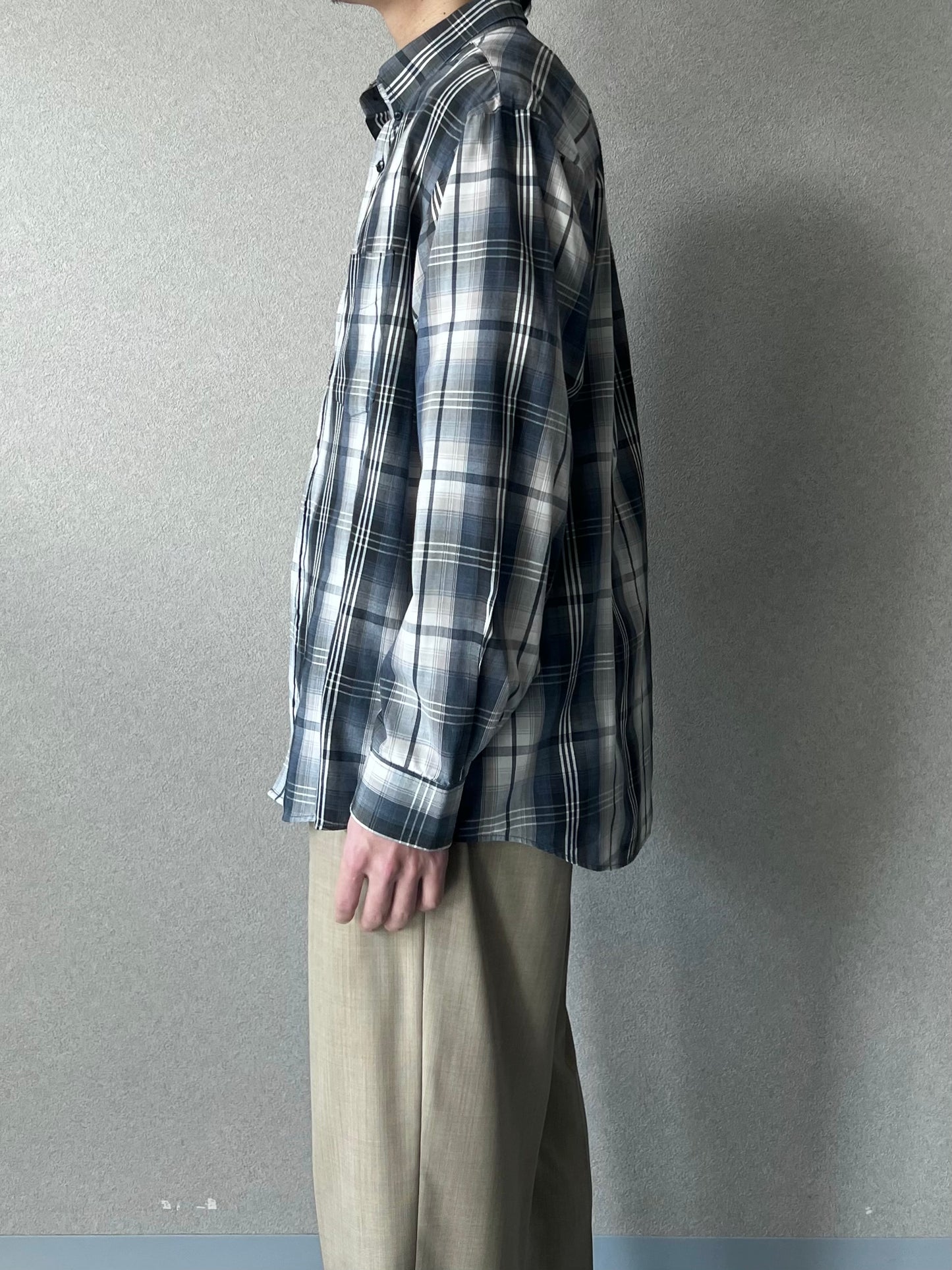 00's VAN HEUSEN BD shirt