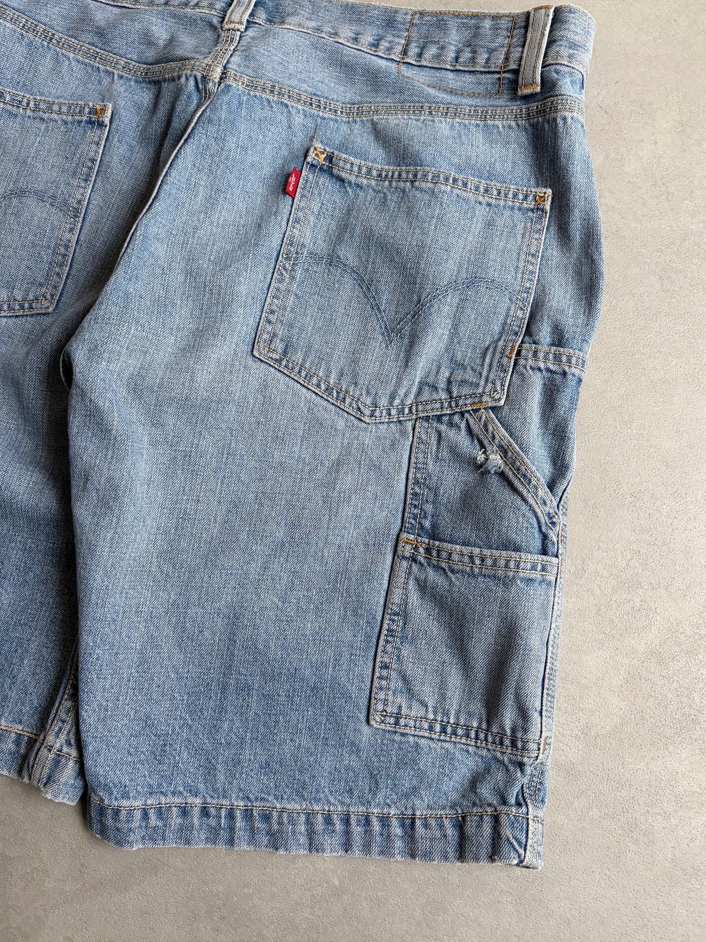 00's Levi's denim painter shorts