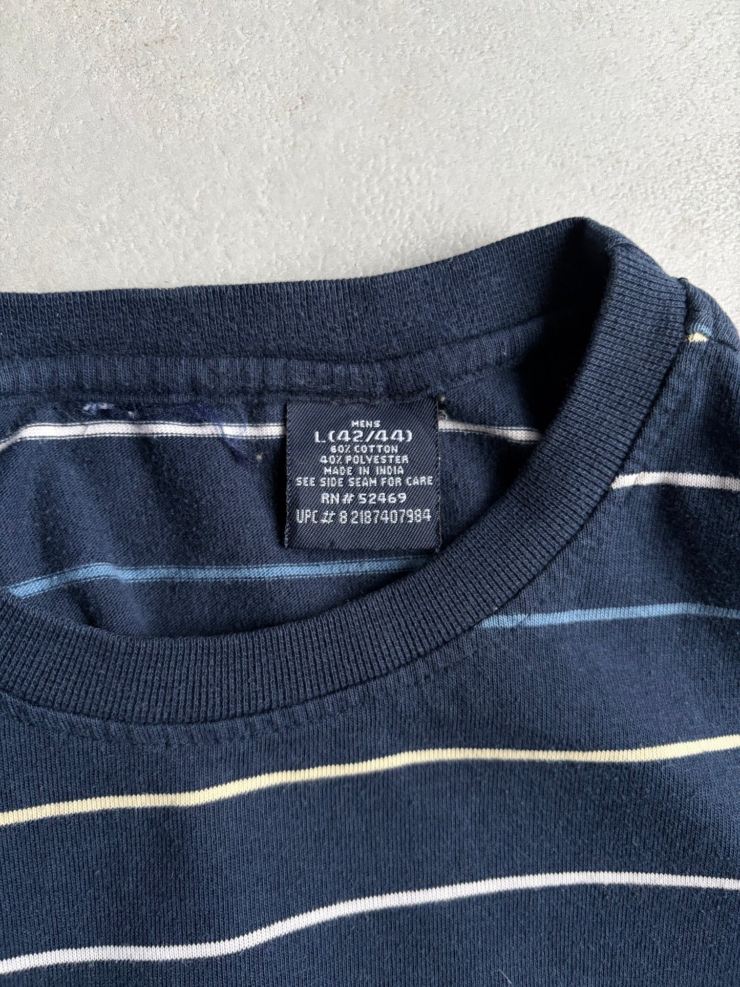 00's UNKNOWN border t-shirt