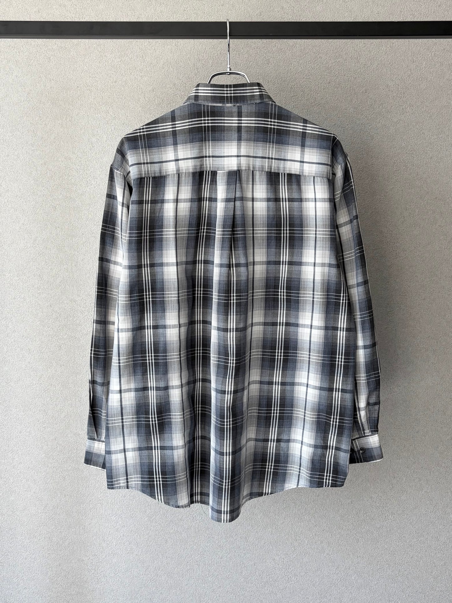 00's VAN HEUSEN BD shirt