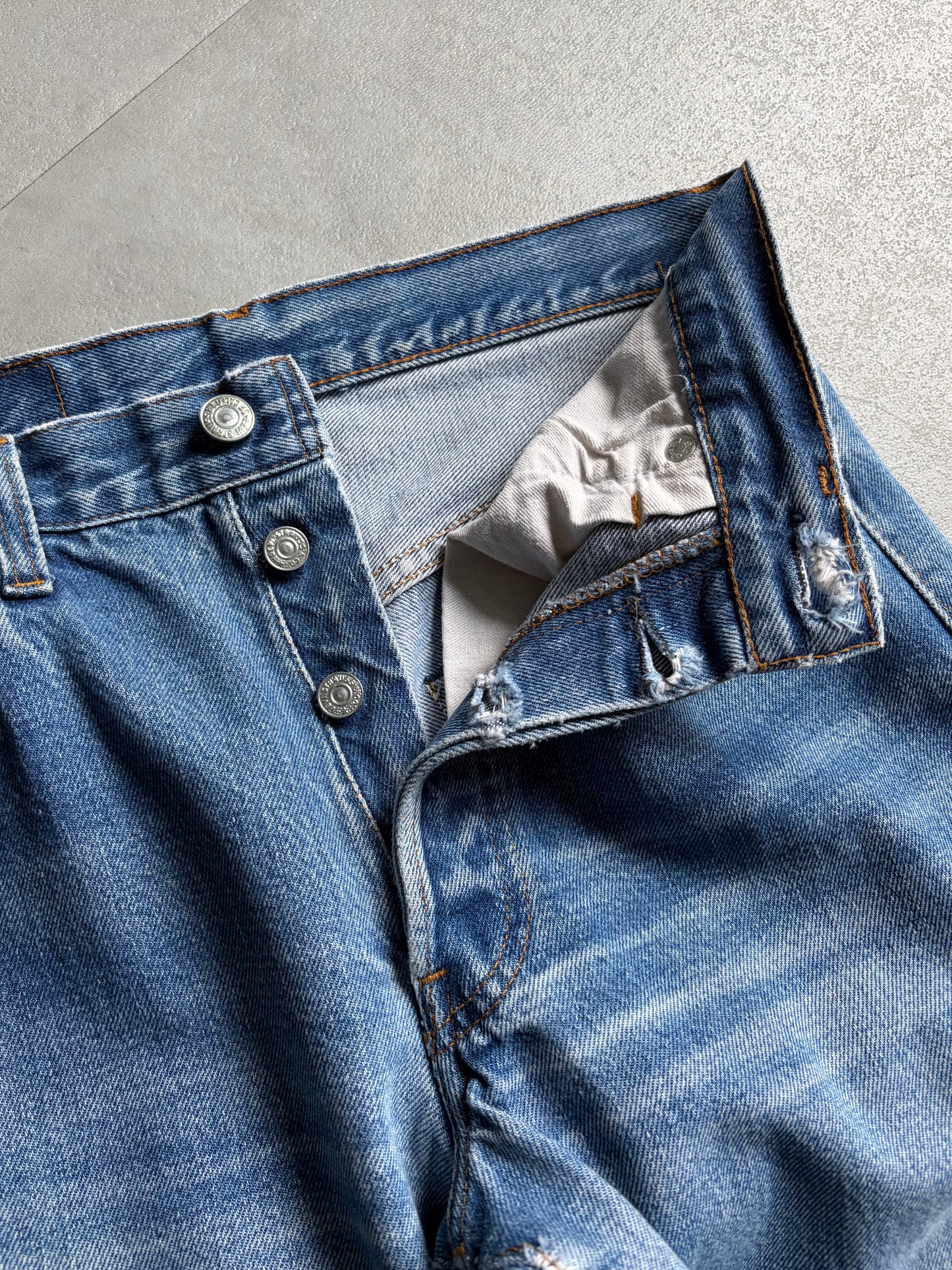 80's Levi’s 501 denim pants "RED LINE"