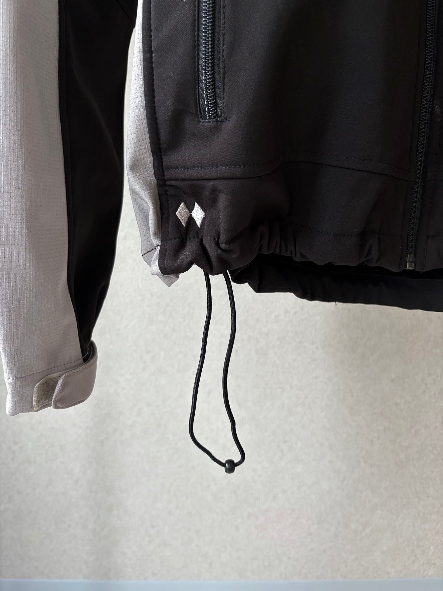 00's BLACK DIAMOND softshell jacket